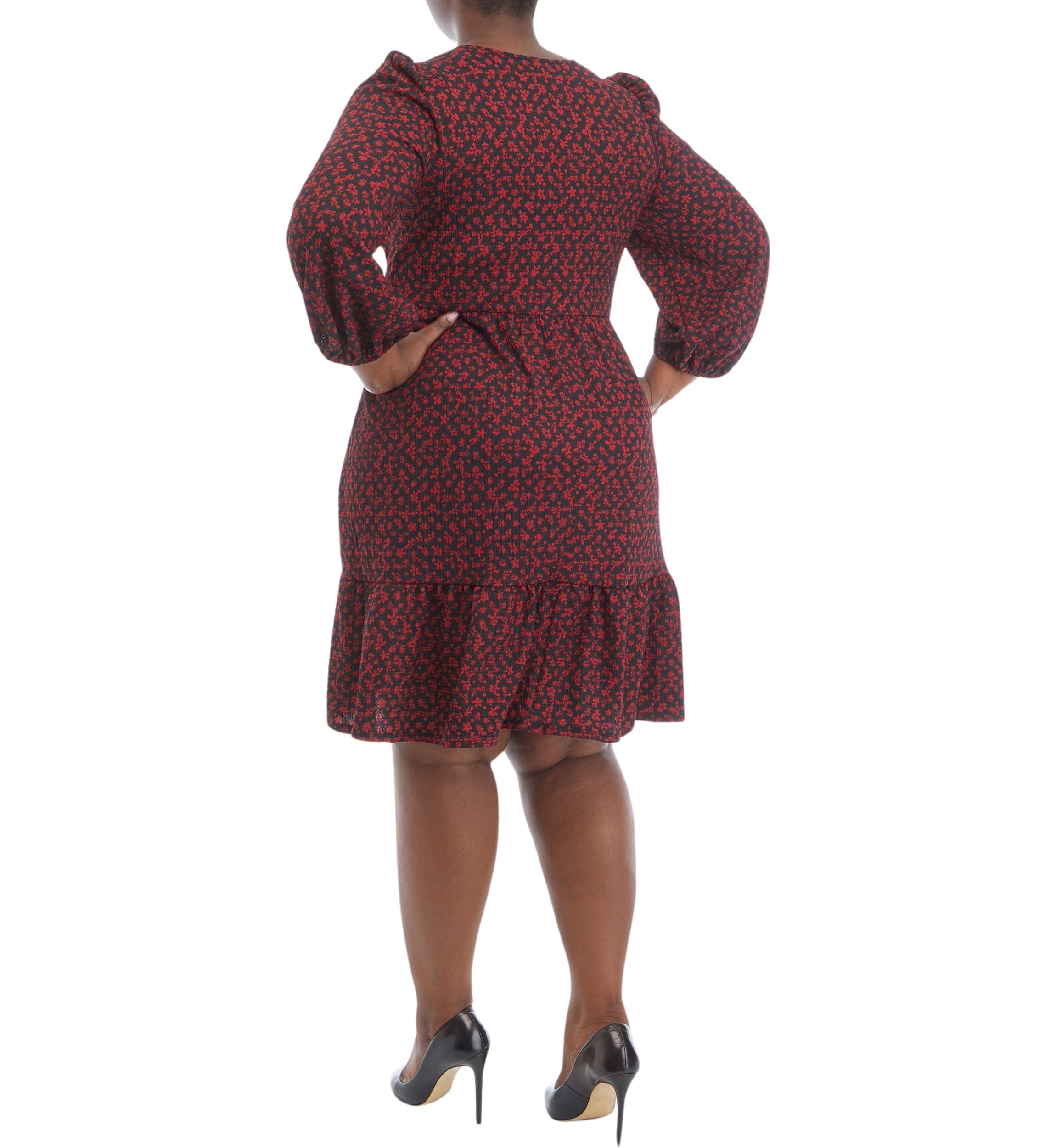 Plus Size 3/4 Sleeve V-Neck Floral Print Bubble Crepe Dress