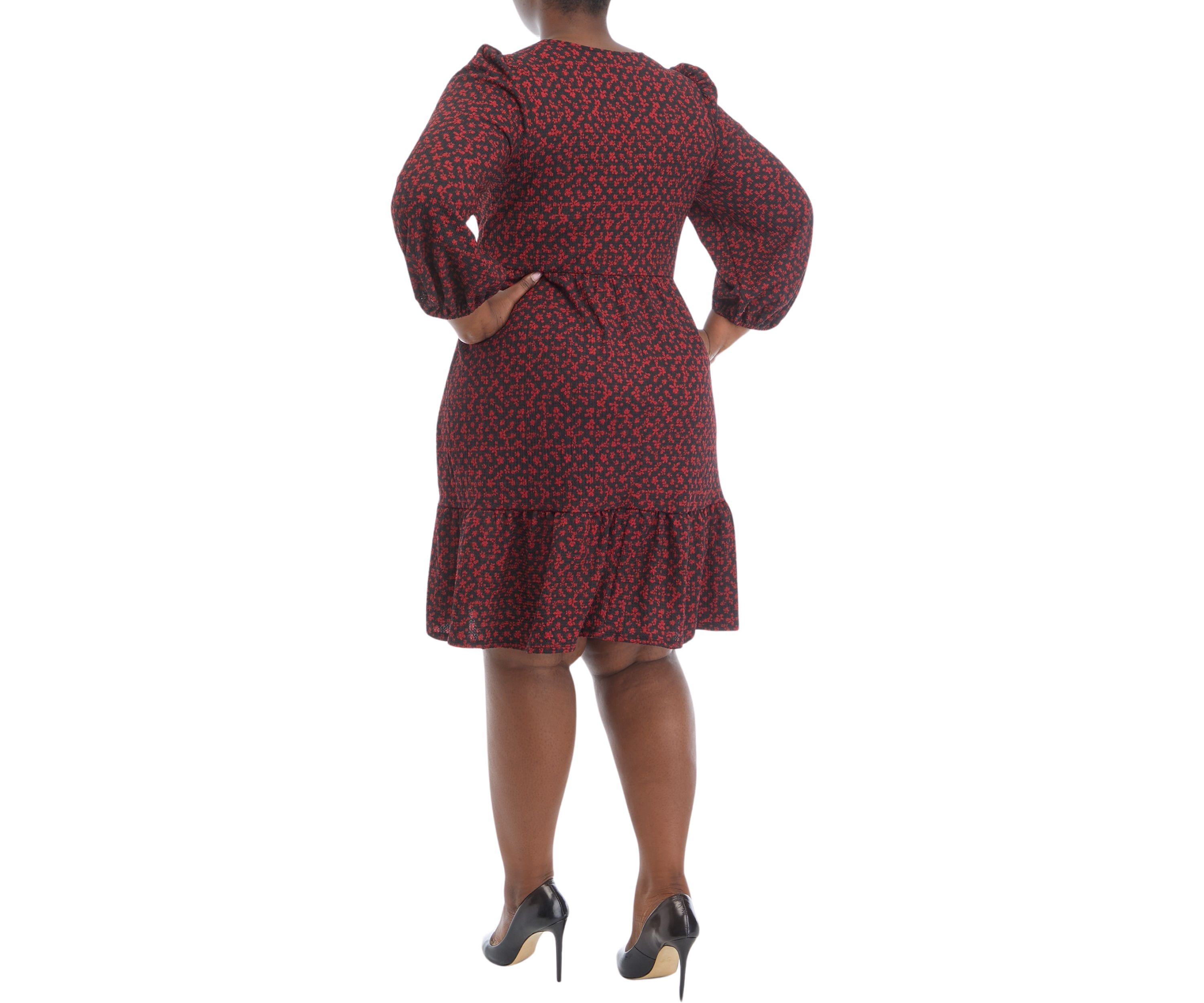 Plus Size 3/4 Sleeve V-Neck Floral Print Bubble Crepe Dress