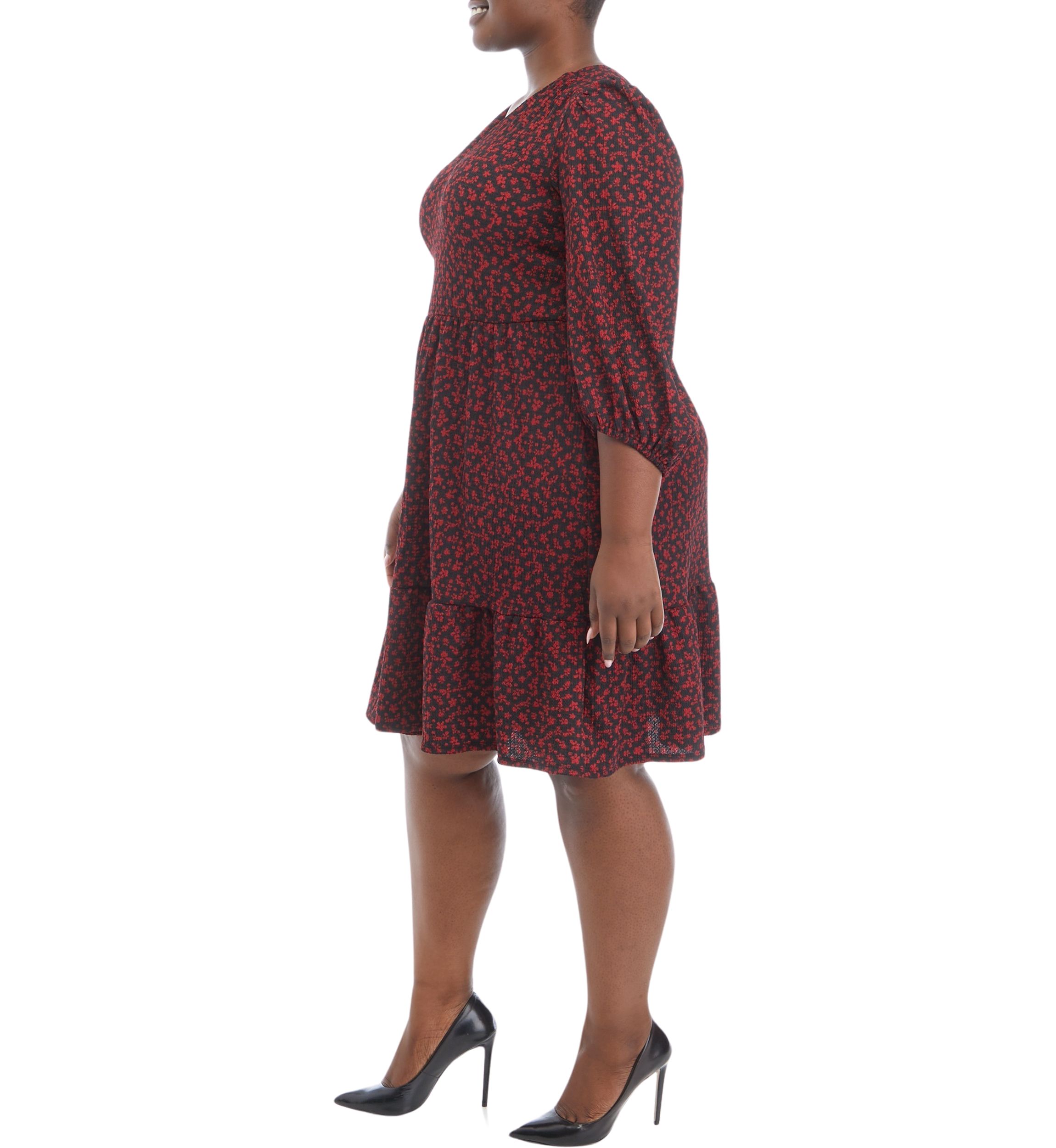 Plus Size 3/4 Sleeve V-Neck Floral Print Bubble Crepe Dress