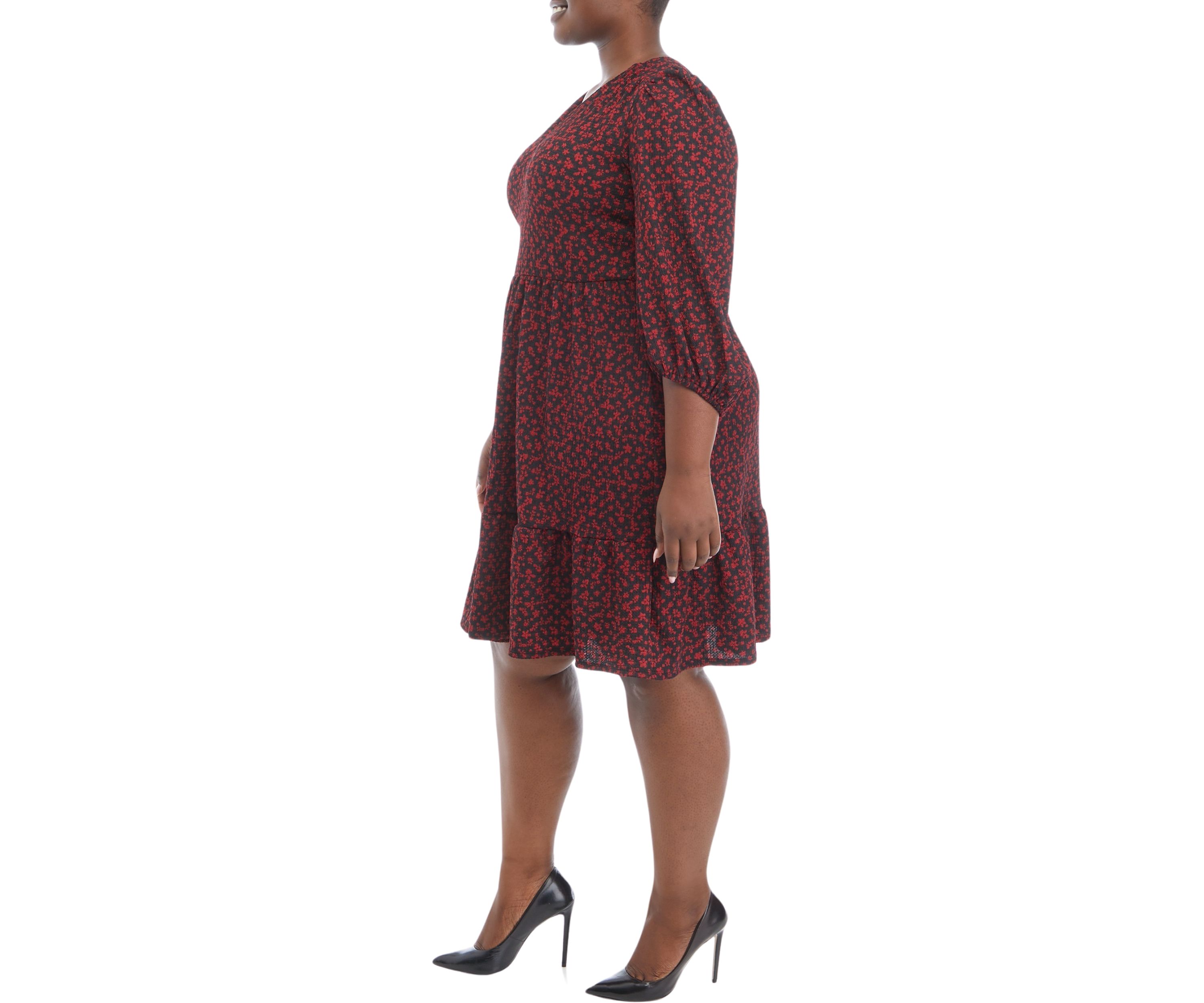 Plus Size 3/4 Sleeve V-Neck Floral Print Bubble Crepe Dress
