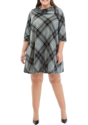 Sandra Darren Women's Plus Size Envelope Neck Plaid Cozy Fit and Flare Dress