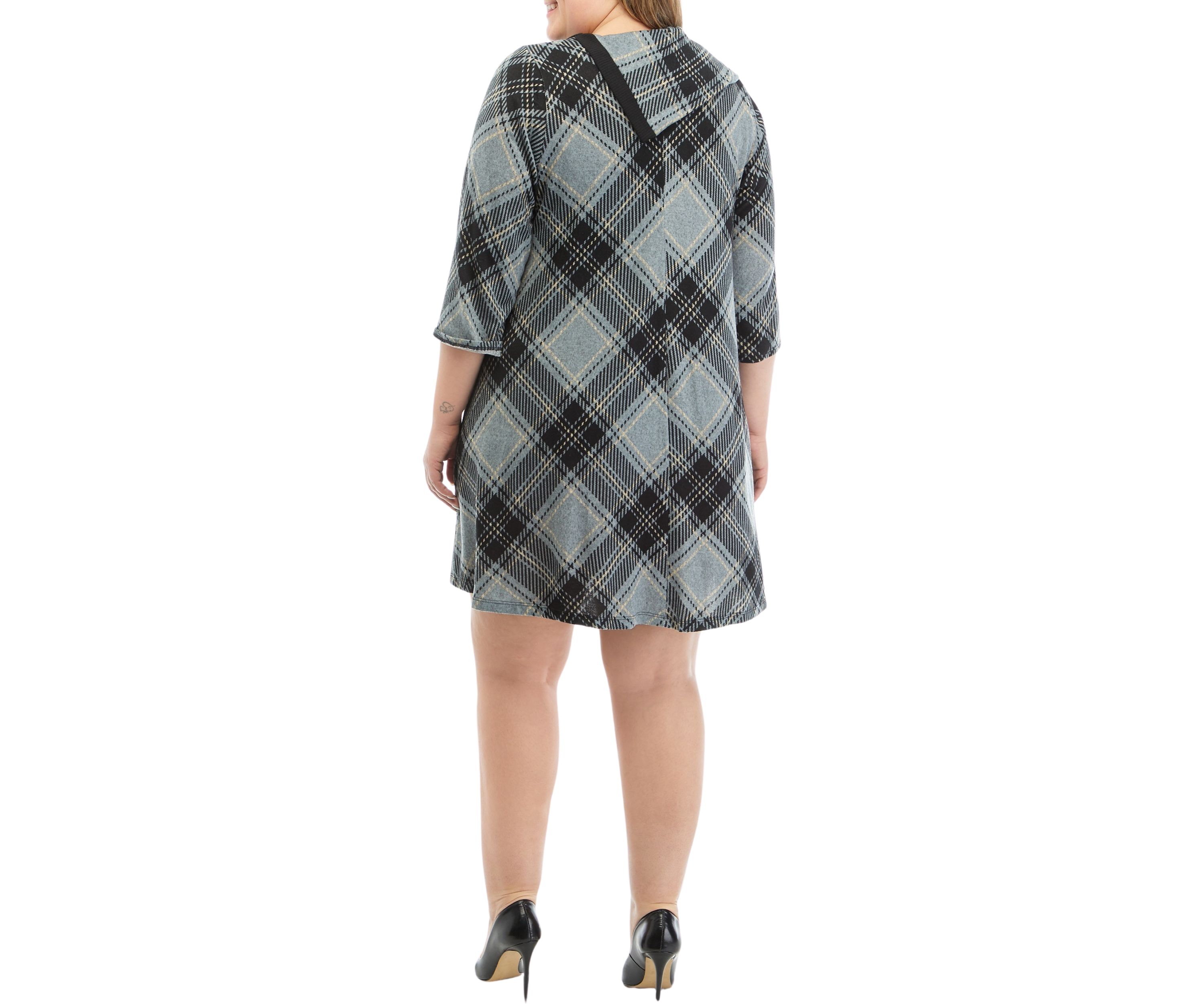 Plus Size Envelope Neck Plaid Cozy Fit and Flare Dress