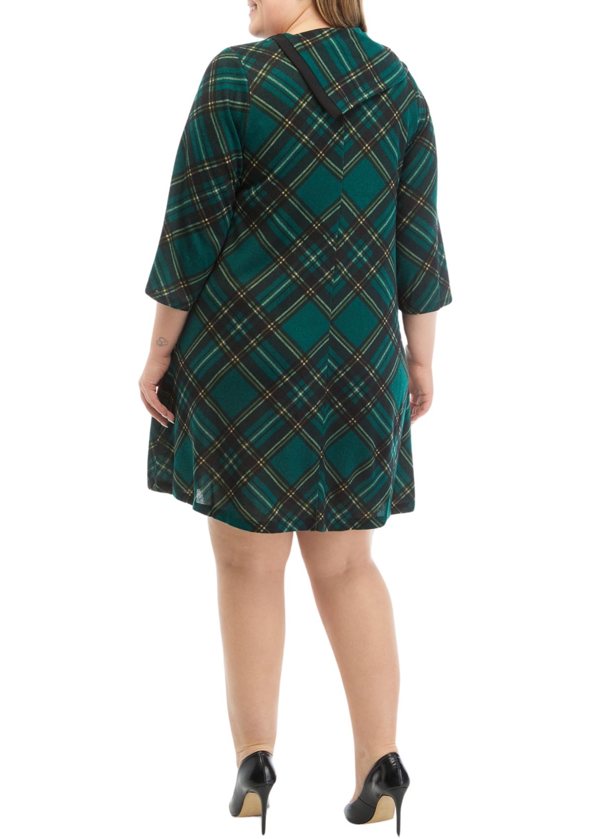 Plus Size Envelope Neck Plaid Cozy Fit and Flare Dress