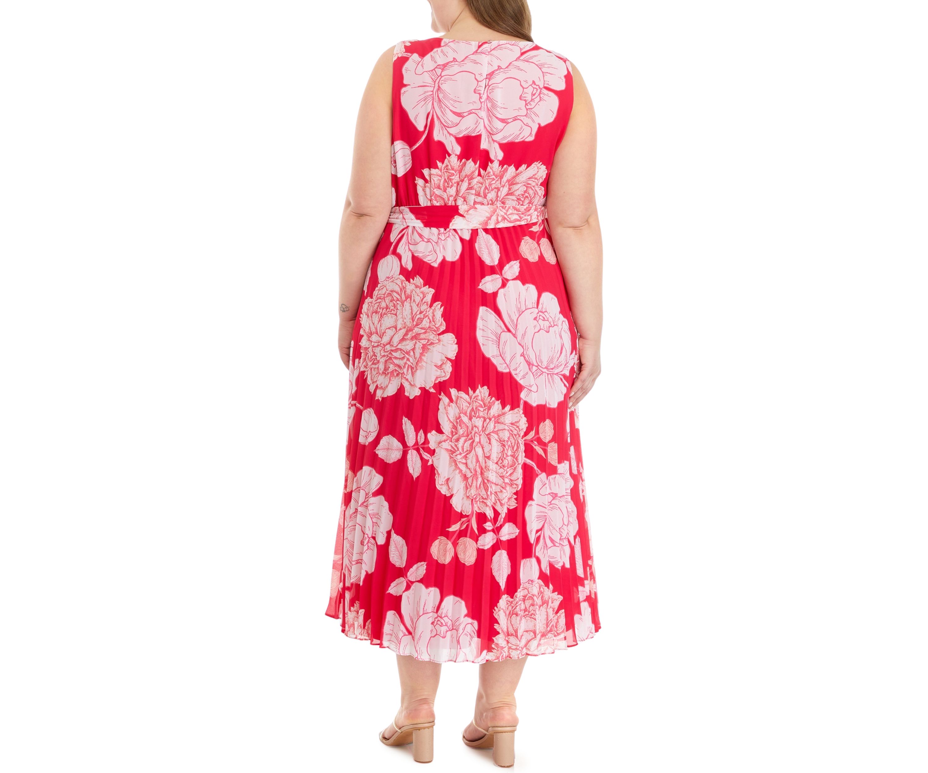 Plus Size Sleeveless Pleated Floral Print Midi Dress