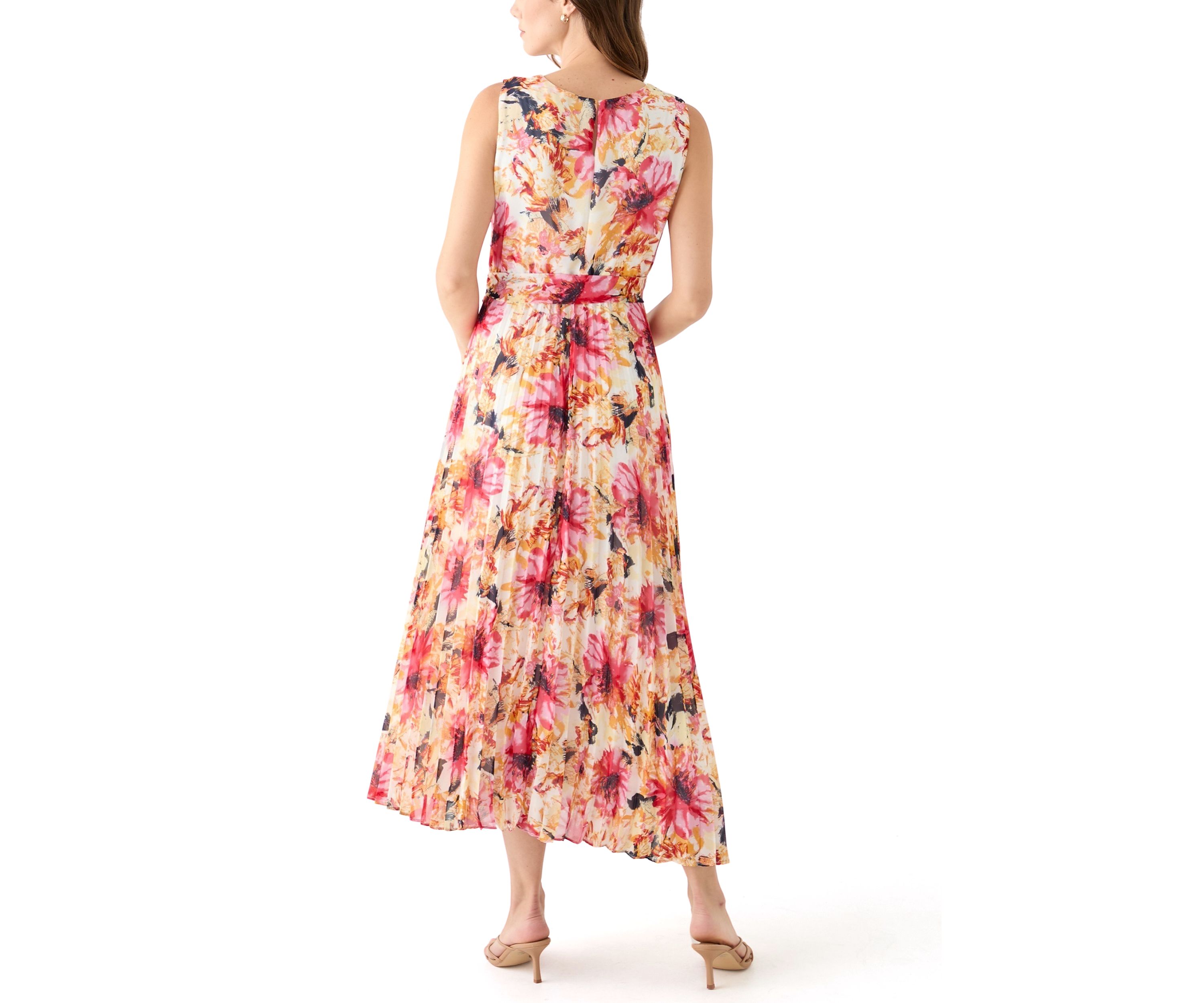 Womens Sleeveless Crew Neck Floral Print Chiffon Dress