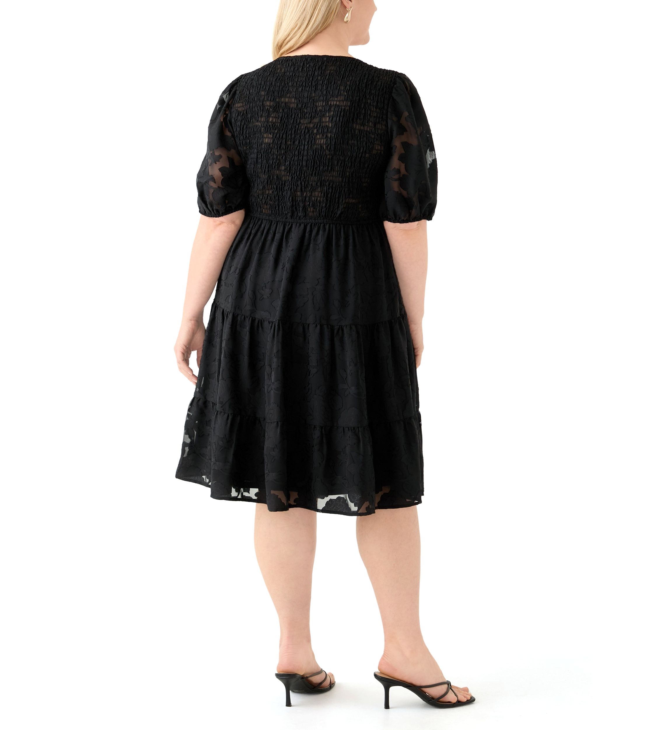 Plus Size Short Sleeve Scoop Neck Jacquard Dress
