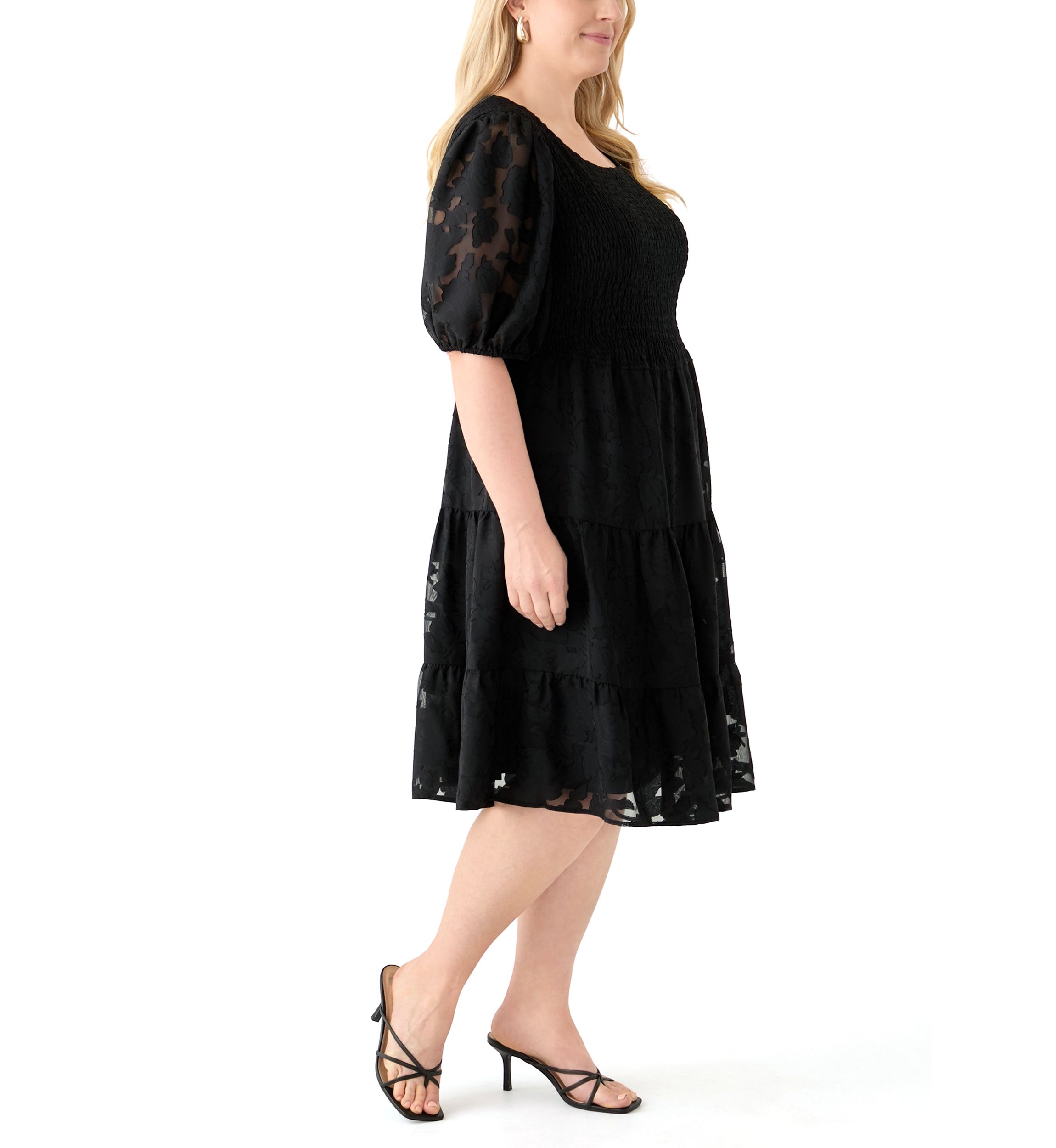 Plus Size Short Sleeve Scoop Neck Jacquard Dress