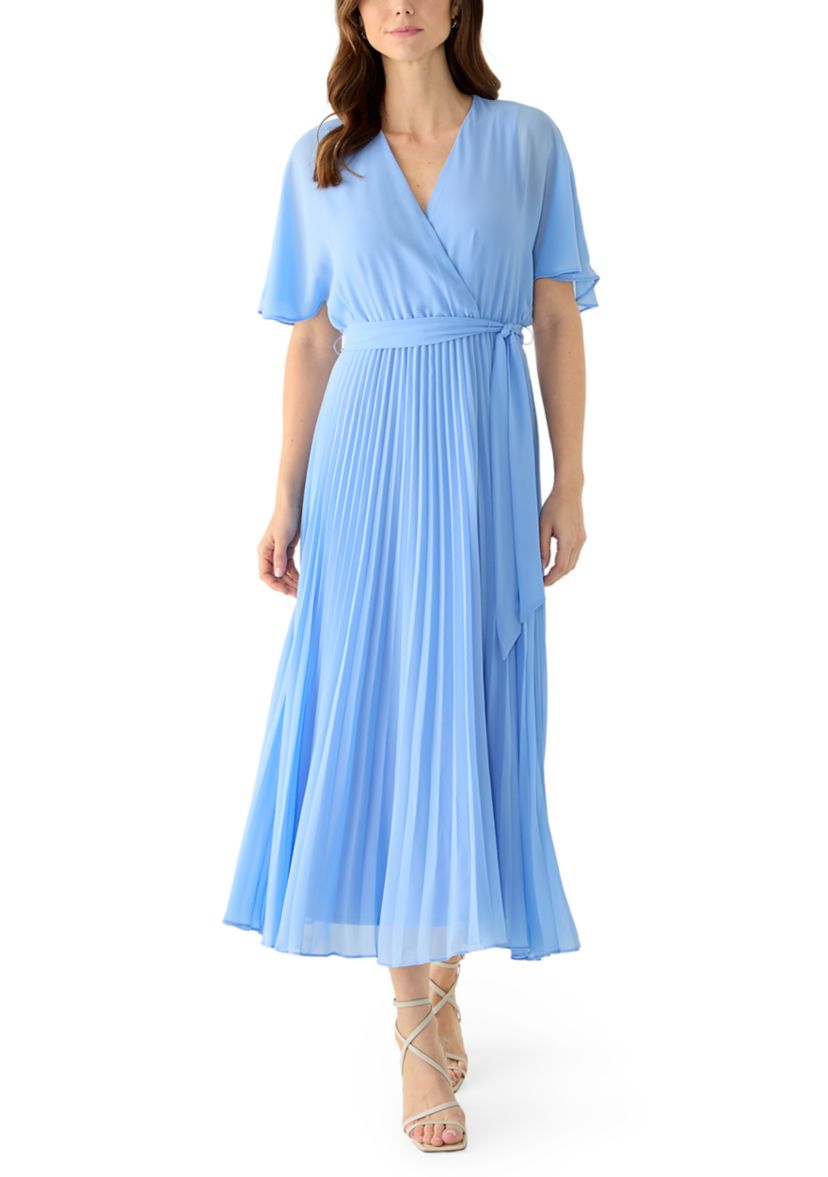 pleated a line maxi dress Mac Duggal Blue Shimmer Pleated V-Neck Gown Size US 12 main image 0