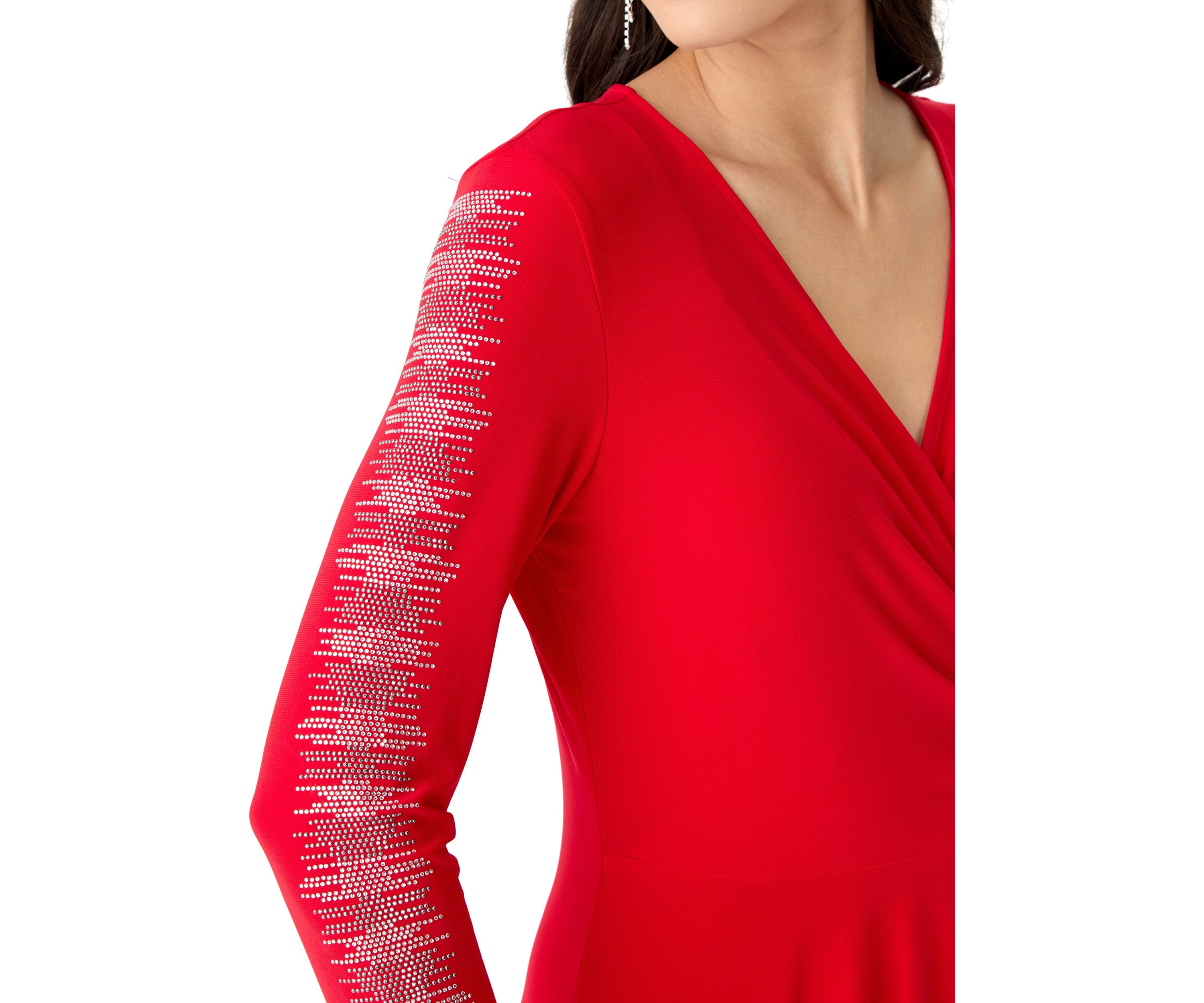 Womens 3/4 Sleeve V-Neck Solid Fit and Flare Dress