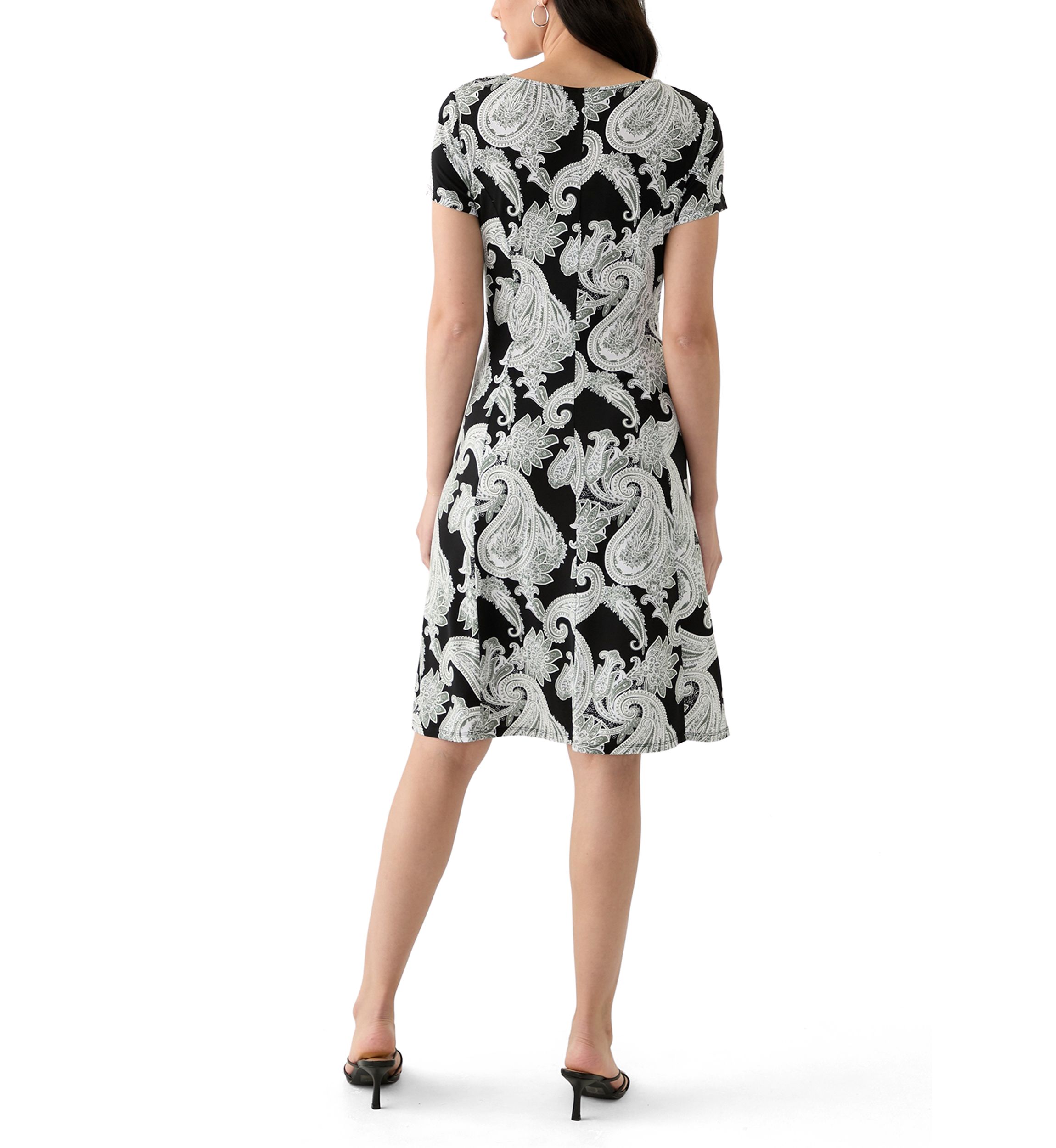 Womens Short Sleeve Paisley Print Dress