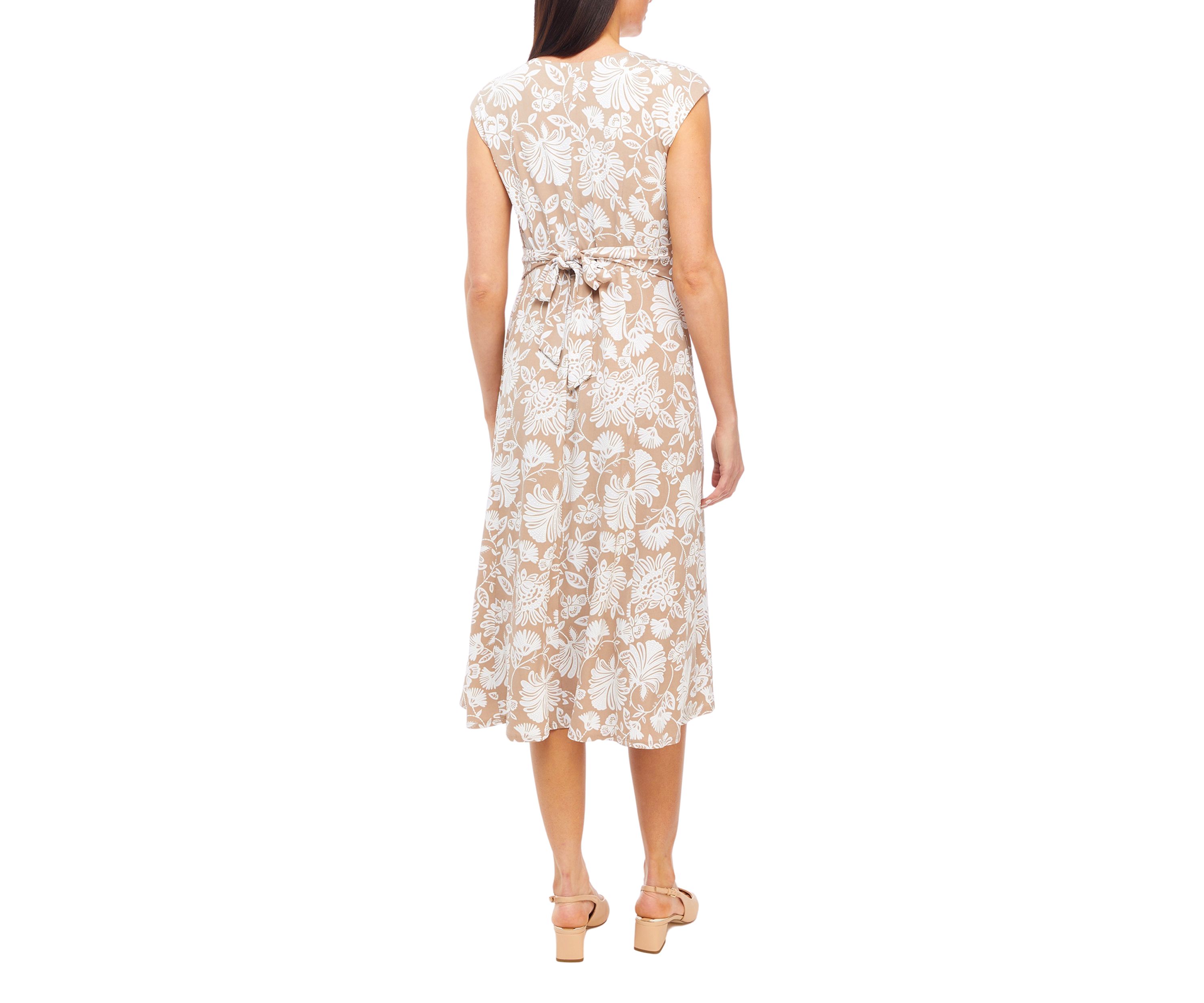 Womens Sleeveless V-Neck Floral Print Fit and Flare Dress