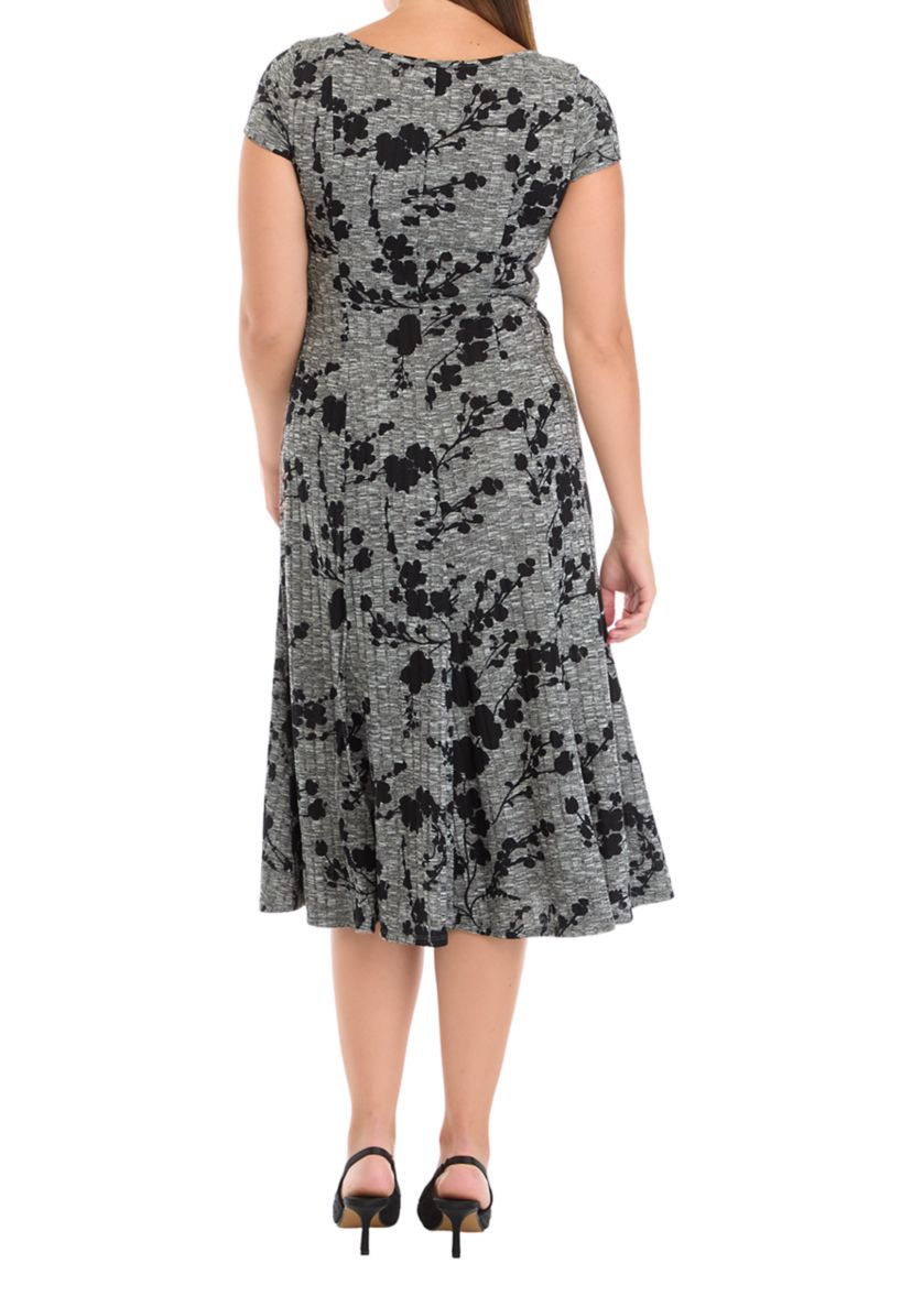 Womens Short Sleeve Crew Neck Printed Tie Wrap Fit and Flare Dress