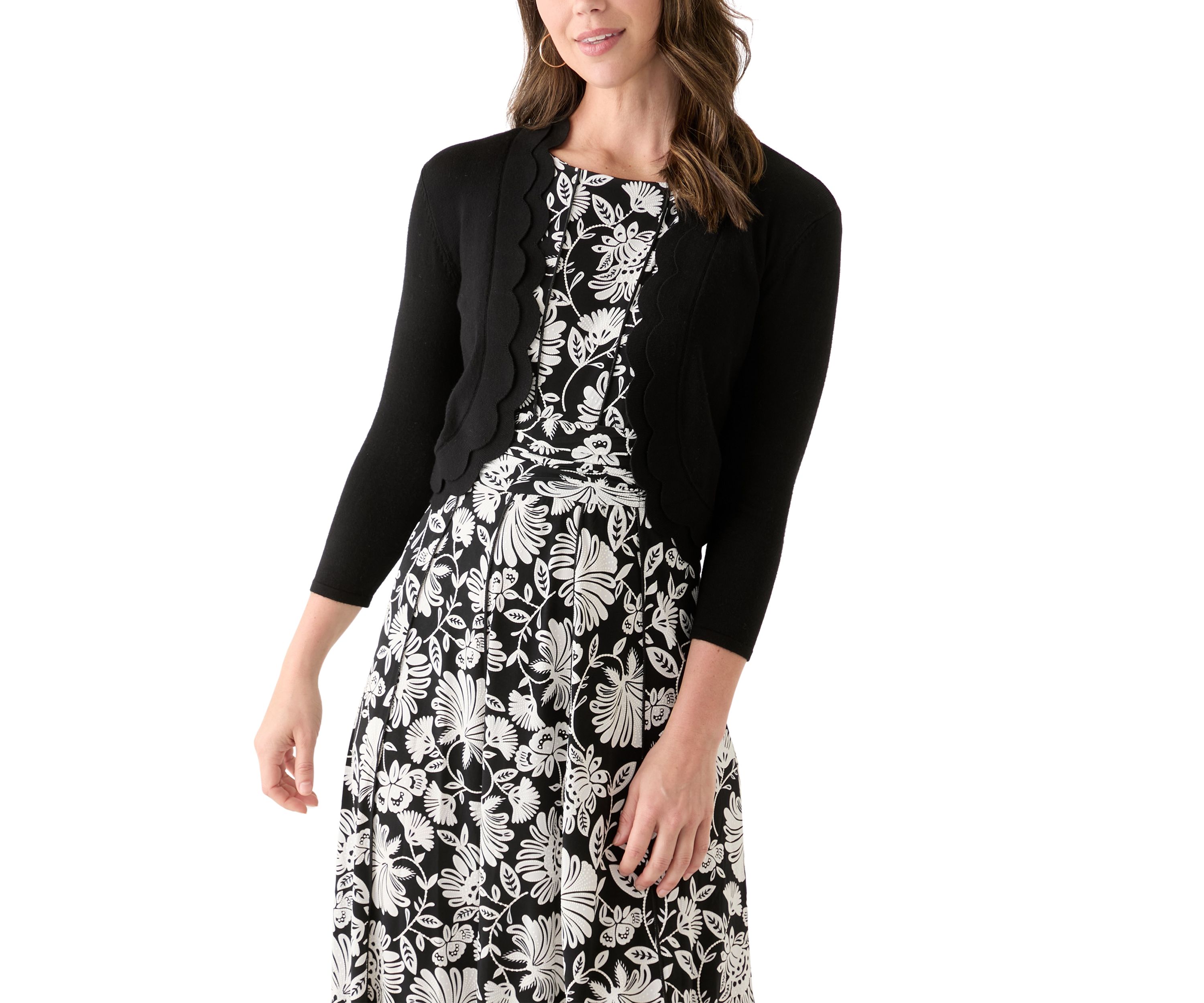 Womens 3/4 Sleeve Scalloped Edge Shrug