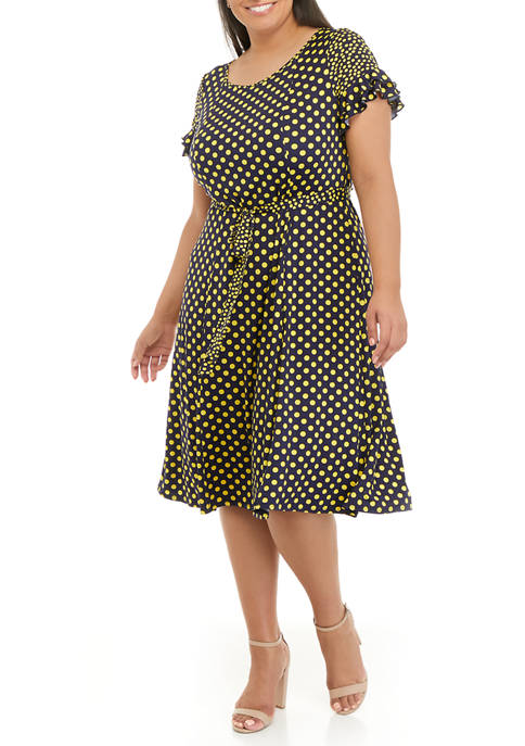 Plus Size Short Sleeve Ruffle Dot Dress 