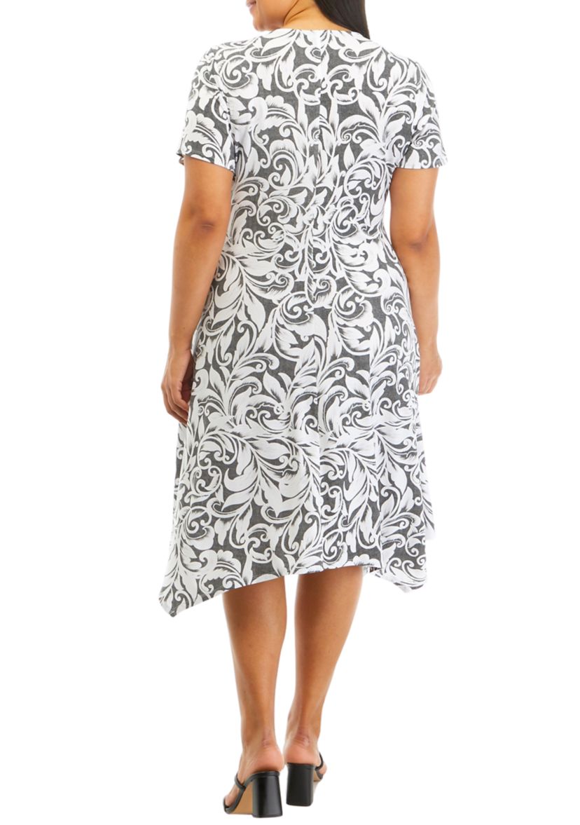 Plus Size V-Neck Two Tone Swirl Printed Dress