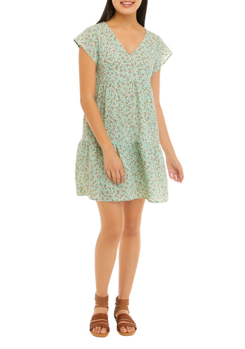 Juniors Short Sleeve V-Neck Tiered Dress