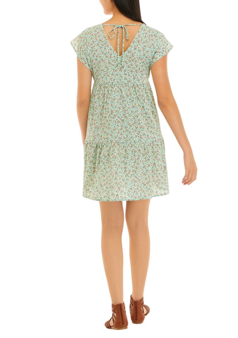 Juniors Short Sleeve V-Neck Tiered Dress