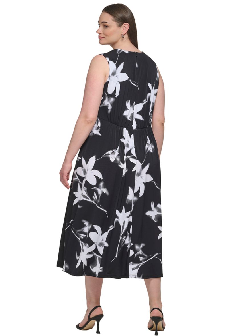 Plus Size Sleeveless V-Neck Floral Fit and Flare Midi Dress