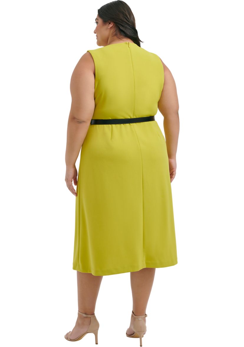 Plus Size Sleeveless Scoop Neck Solid Belted Fit and Flare Dress