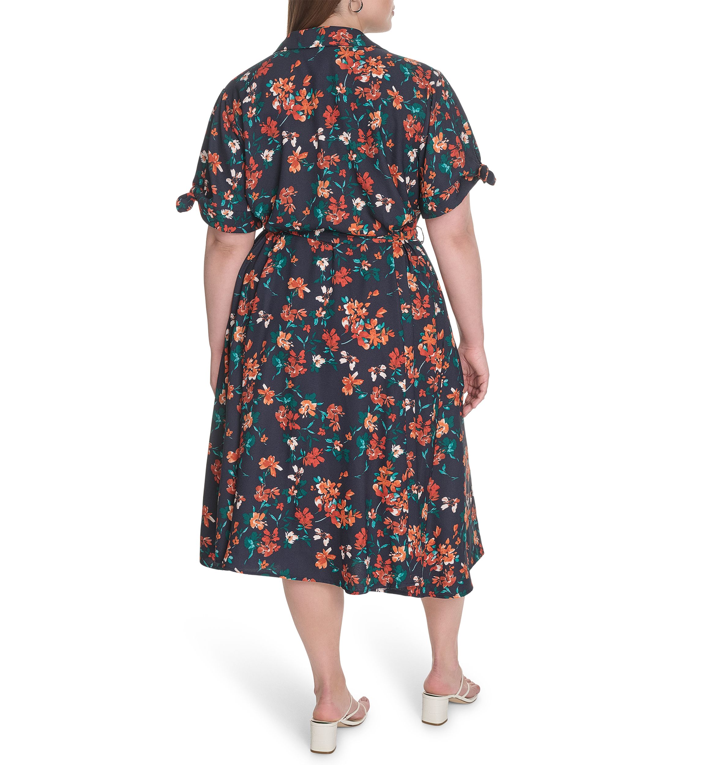 Plus Size Floral Printed Fit and Flare Crepe Dress