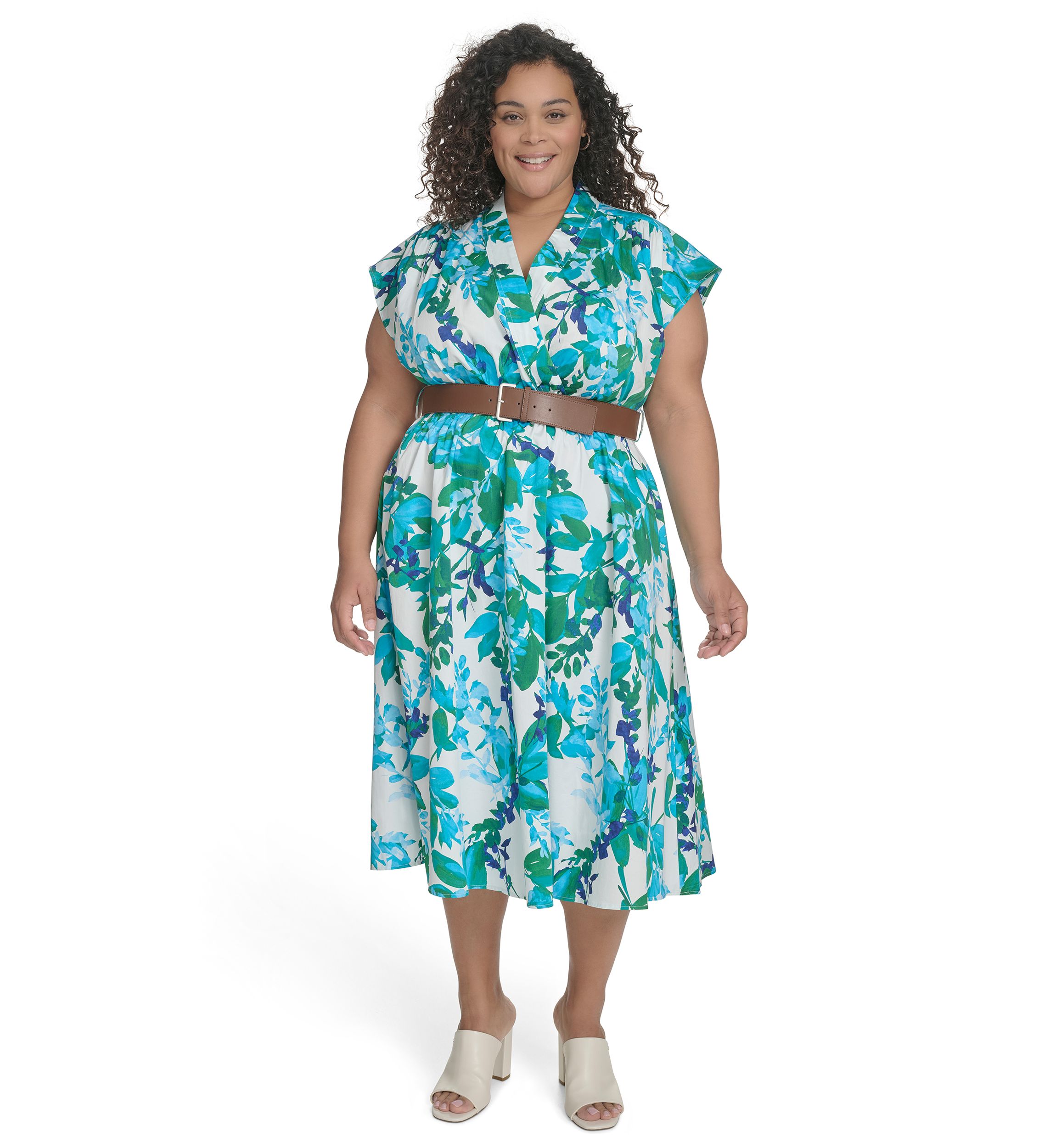 Plus Size Short Sleeve V-Neck Floral Print Belted Fit and Flare Dress