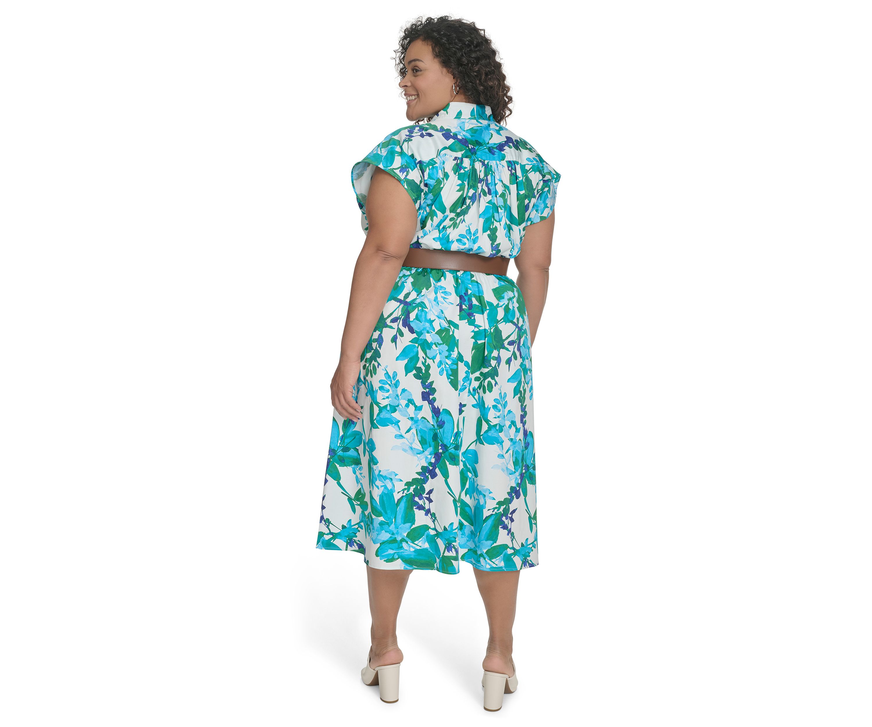 Plus Size Short Sleeve V-Neck Floral Print Belted Fit and Flare Dress
