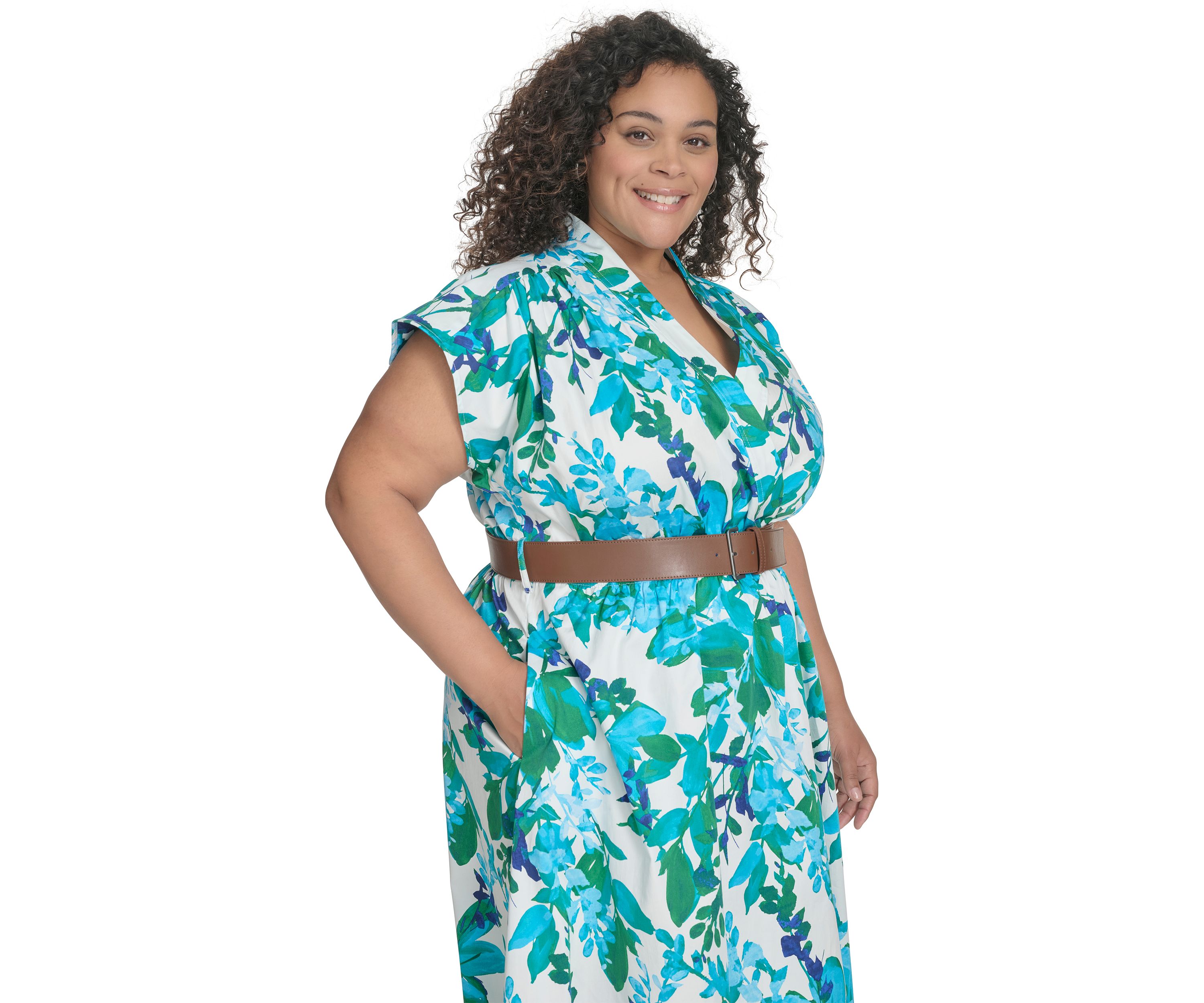 Plus Size Short Sleeve V-Neck Floral Print Belted Fit and Flare Dress