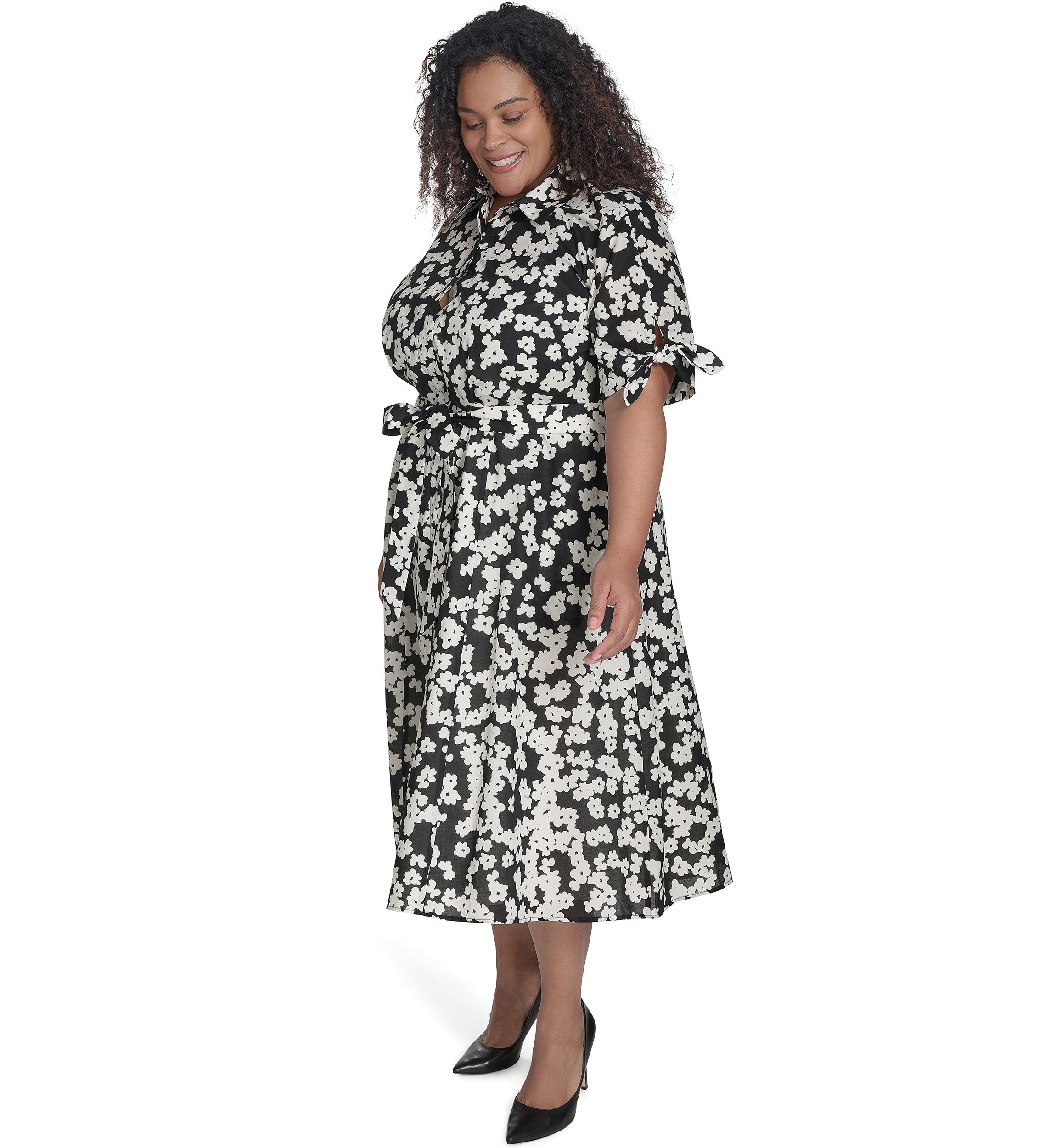 Plus Size Short Sleeve V-Neck Floral Print Fit and Flare Dress