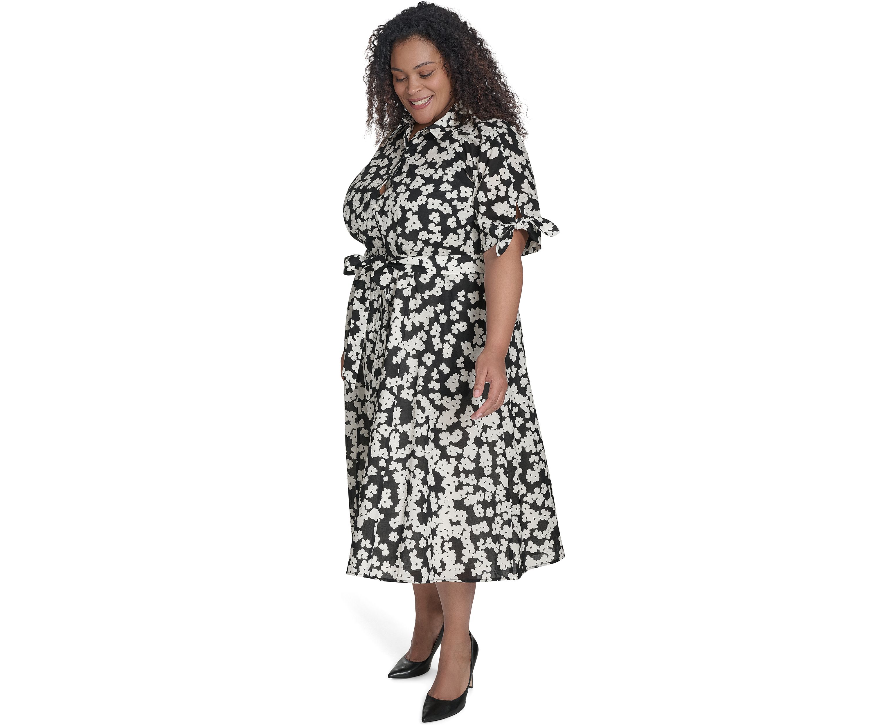Plus Size Short Sleeve V-Neck Floral Print Fit and Flare Dress