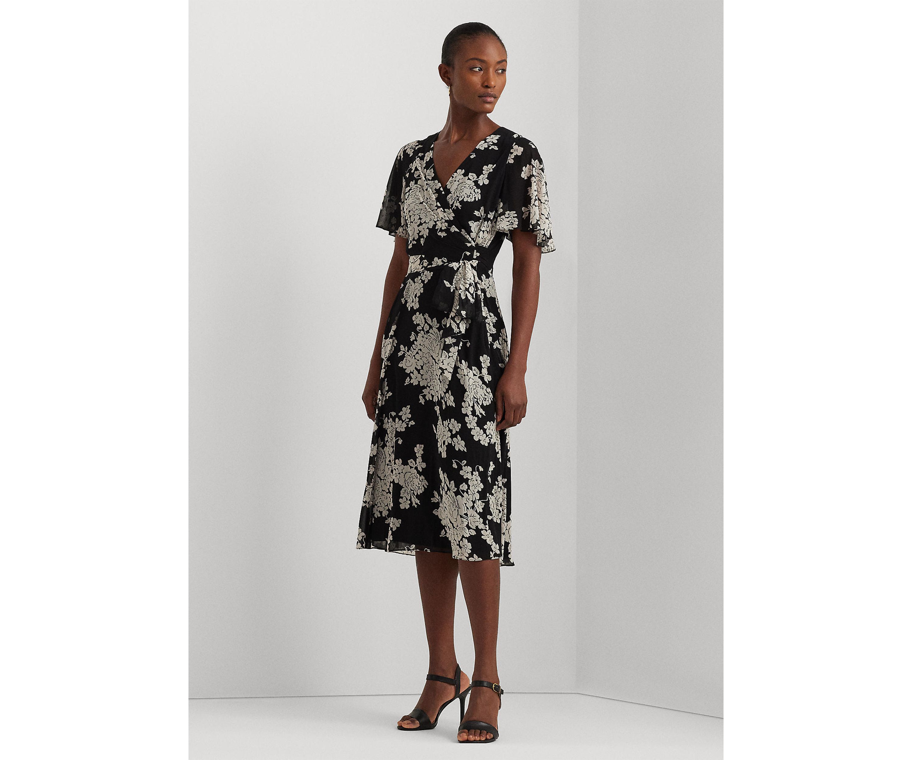 Womens Floral Belted Crinkle Georgette Dress