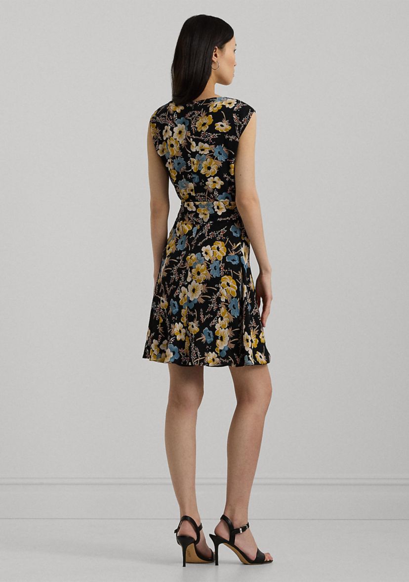 Womens Floral Bubble Crepe Cap-Sleeve Dress