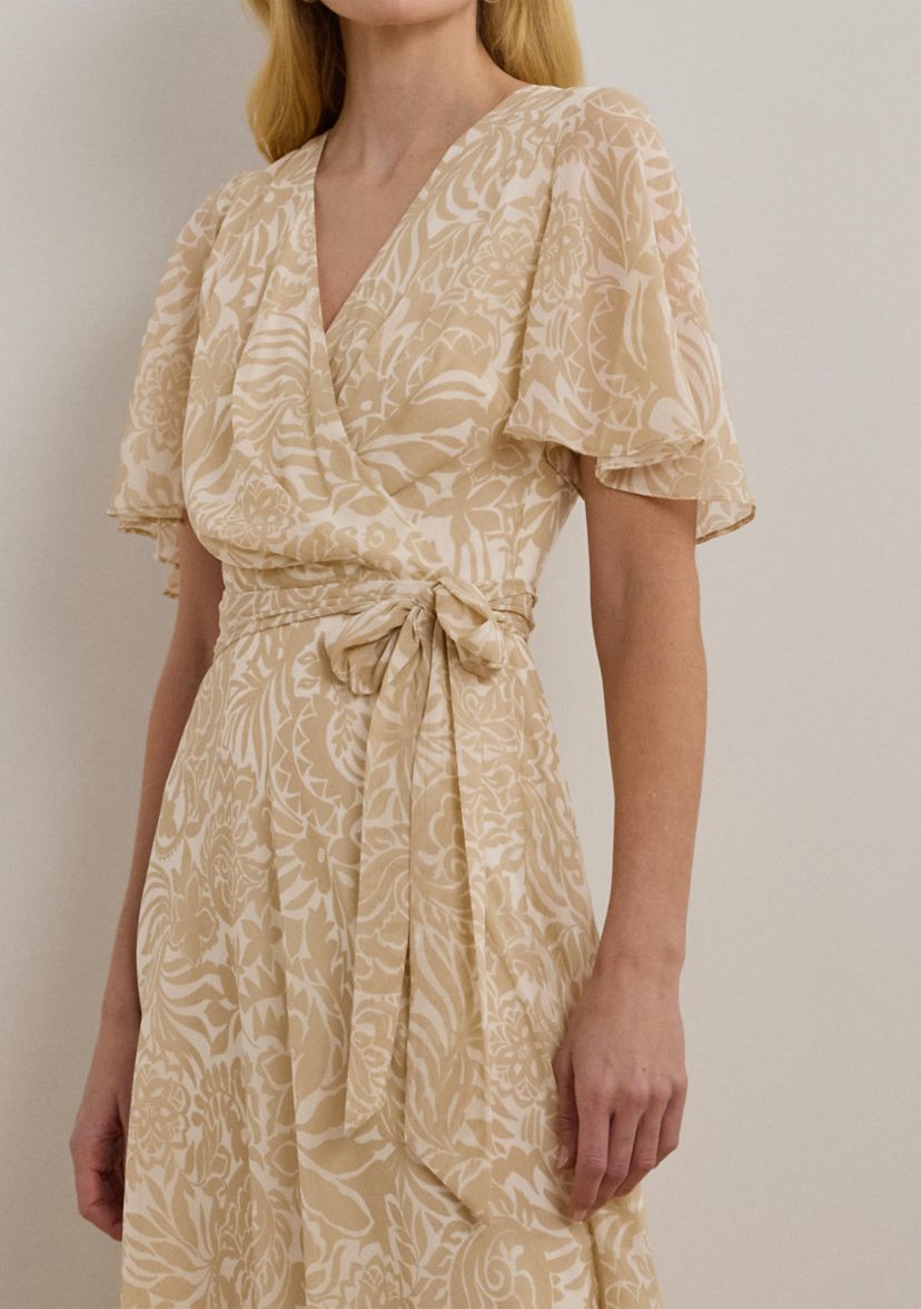 Floral Belted Crinkle Georgette Dress