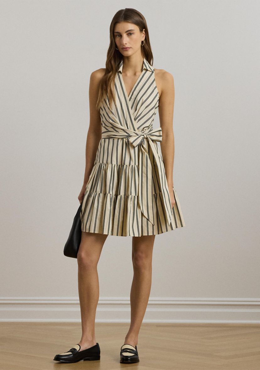 Womens Two-Tone Crepe Sleeveless Gown
