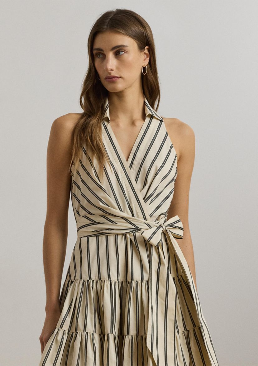 Womens Two-Tone Crepe Sleeveless Gown