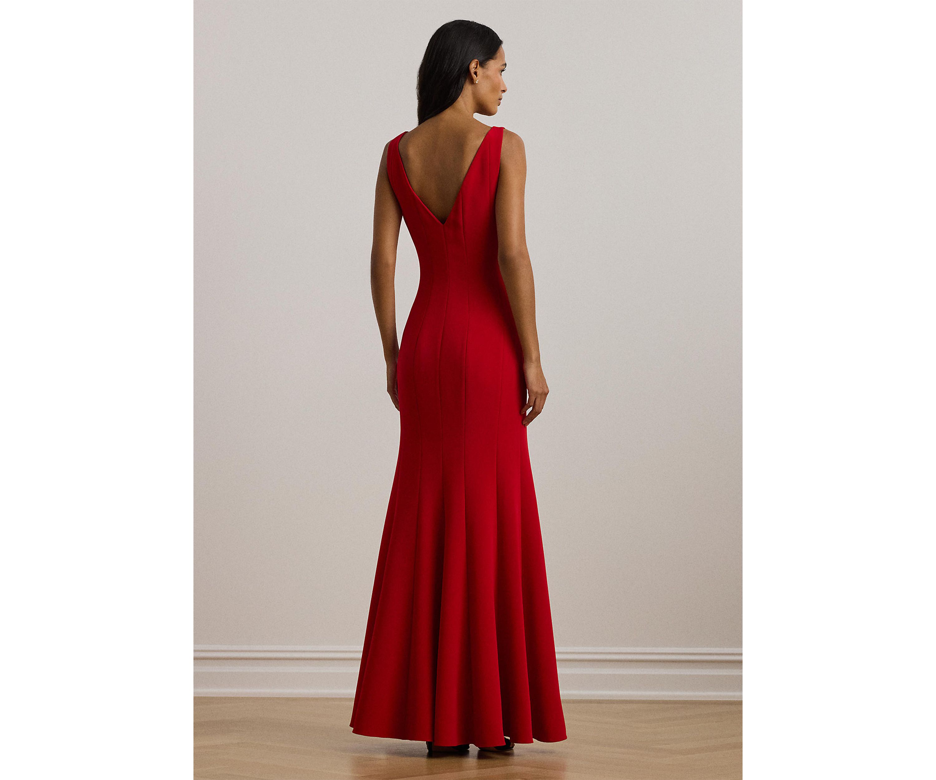 Womens Double-Faced Crepe Boat Neck Gown