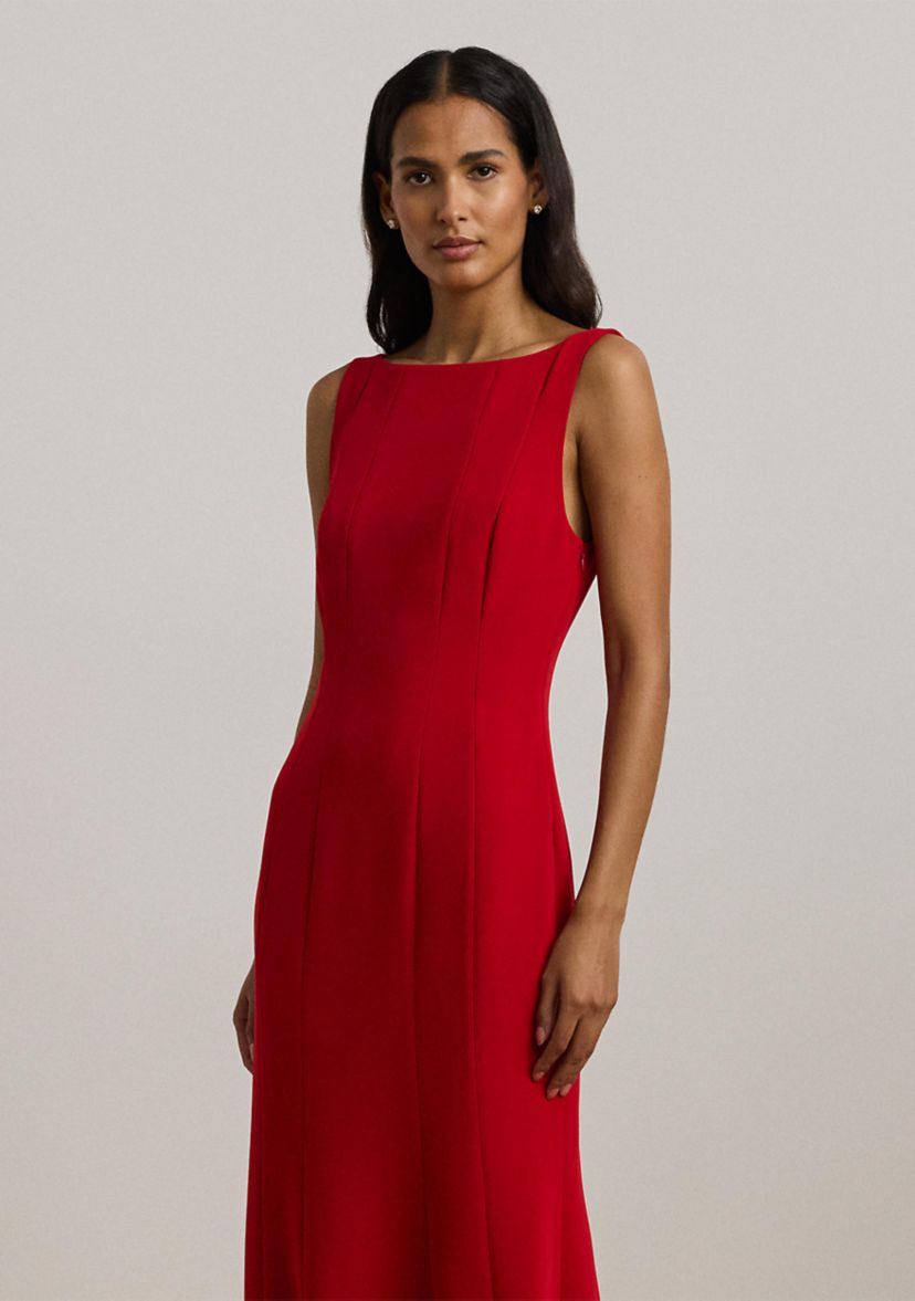 Womens Double-Faced Crepe Boat Neck Gown