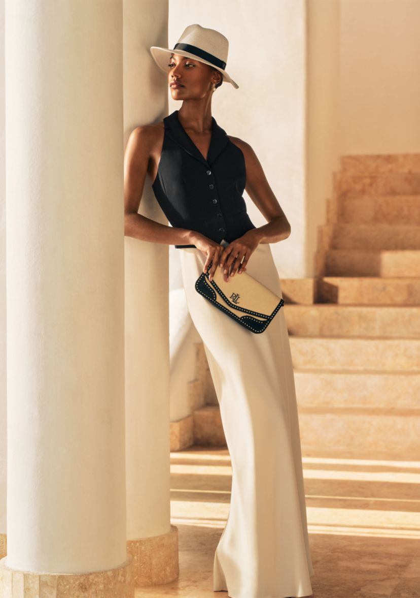 Womens Two-Tone Crepe Sleeveless Gown
