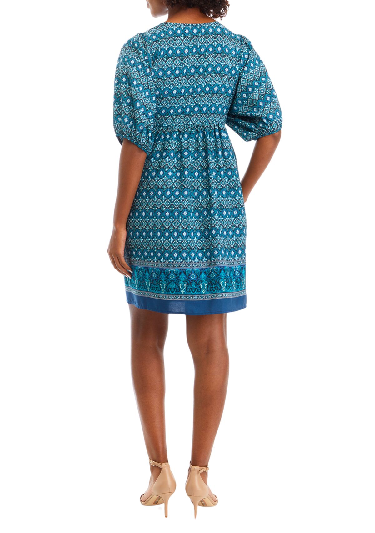 Womens Short Sleeve V-Neck Printed Fit and Flare Dress