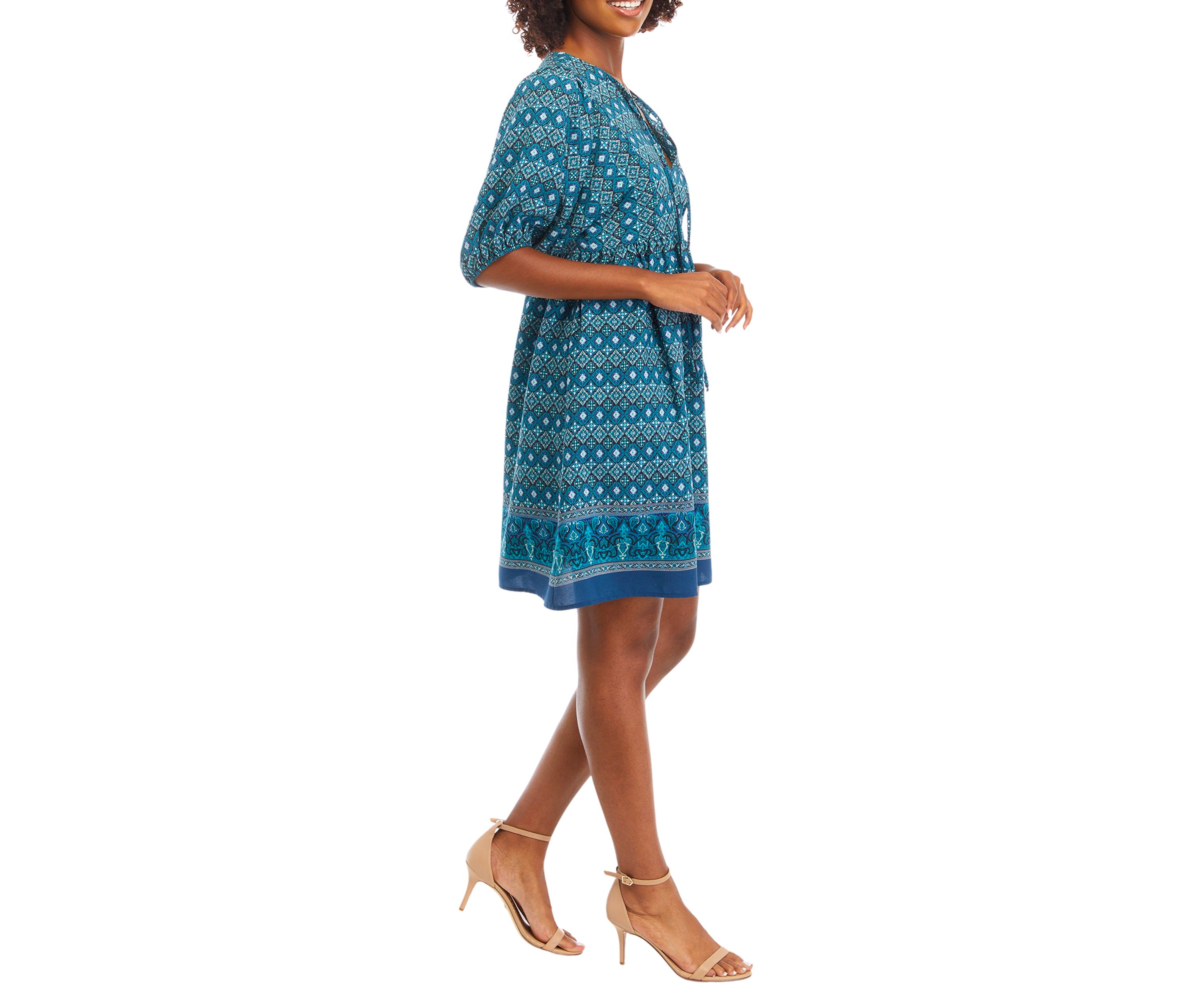 Womens Short Sleeve V-Neck Printed Fit and Flare Dress