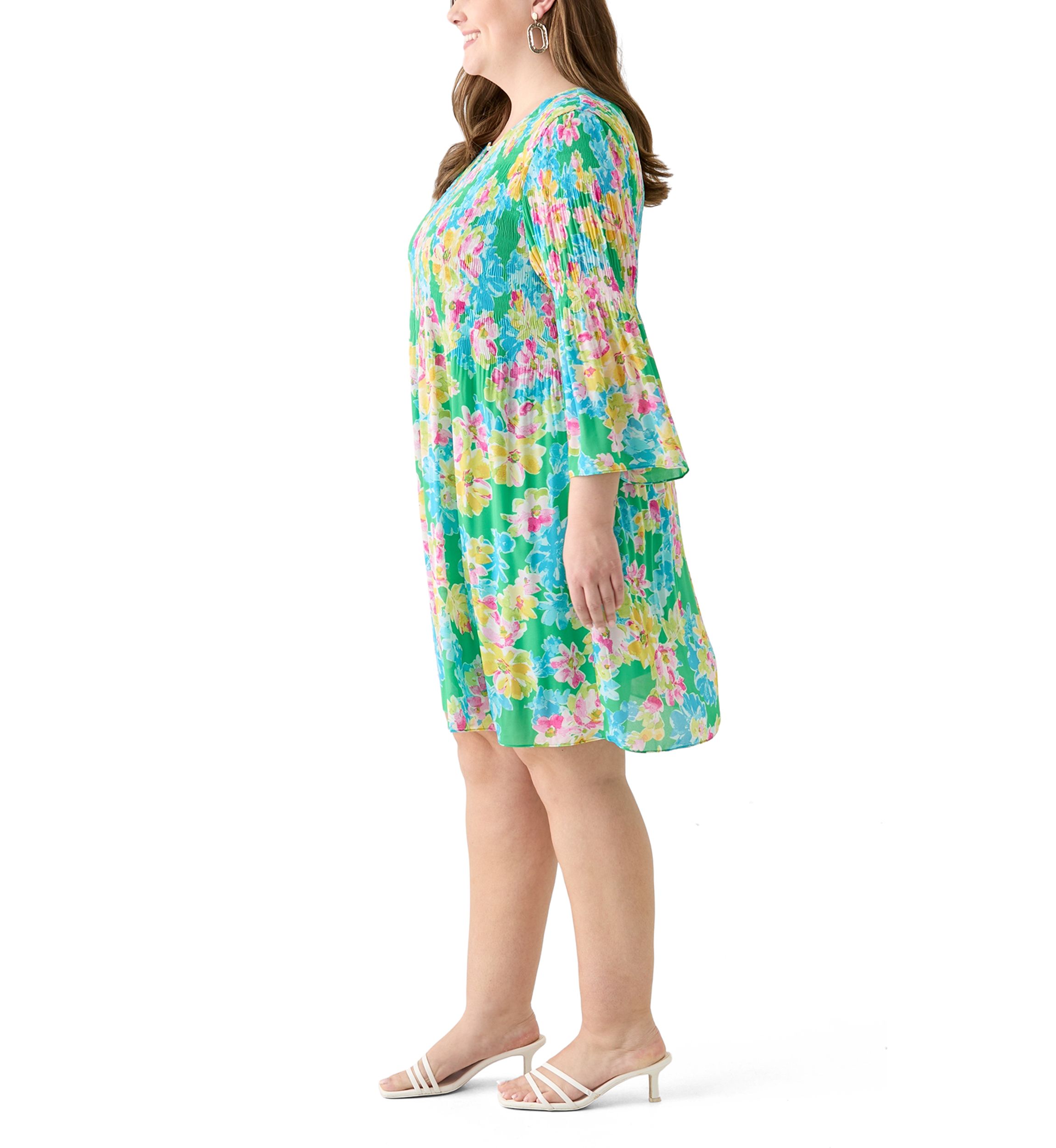 Plus Size Long Sleeve Keyhole Floral Pleater Dress