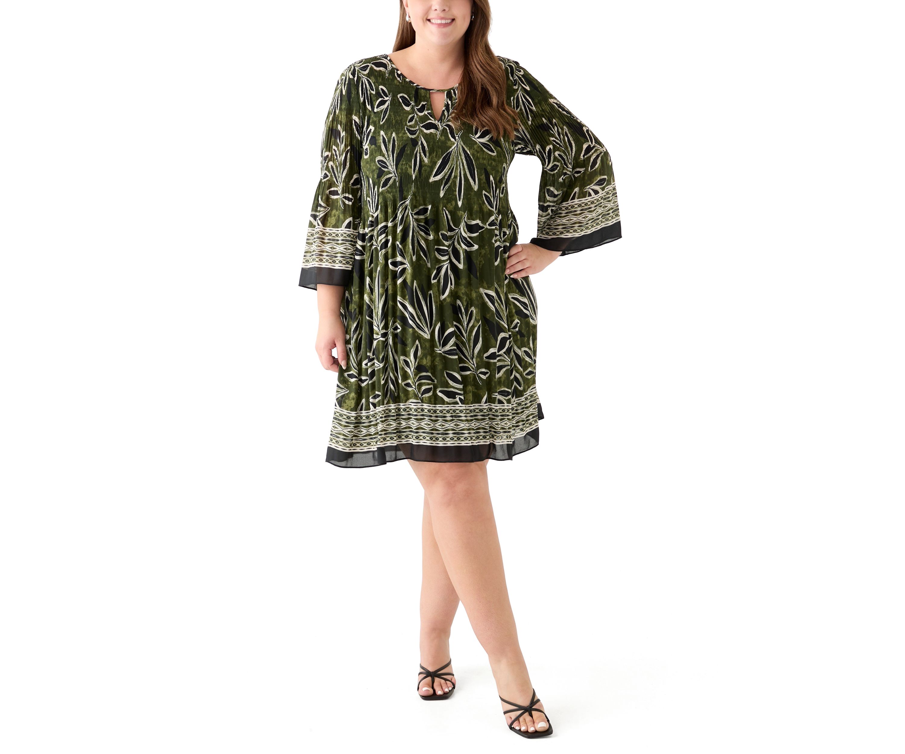 Plus Size Long Sleeve Keyhole Neck Floral Print Pleater Dress