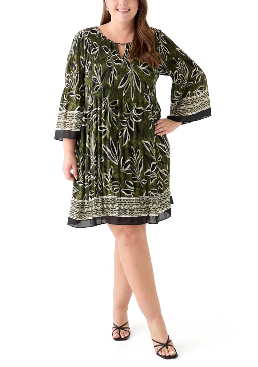 Plus Size Long Sleeve Keyhole Neck Floral Print Pleater Dress