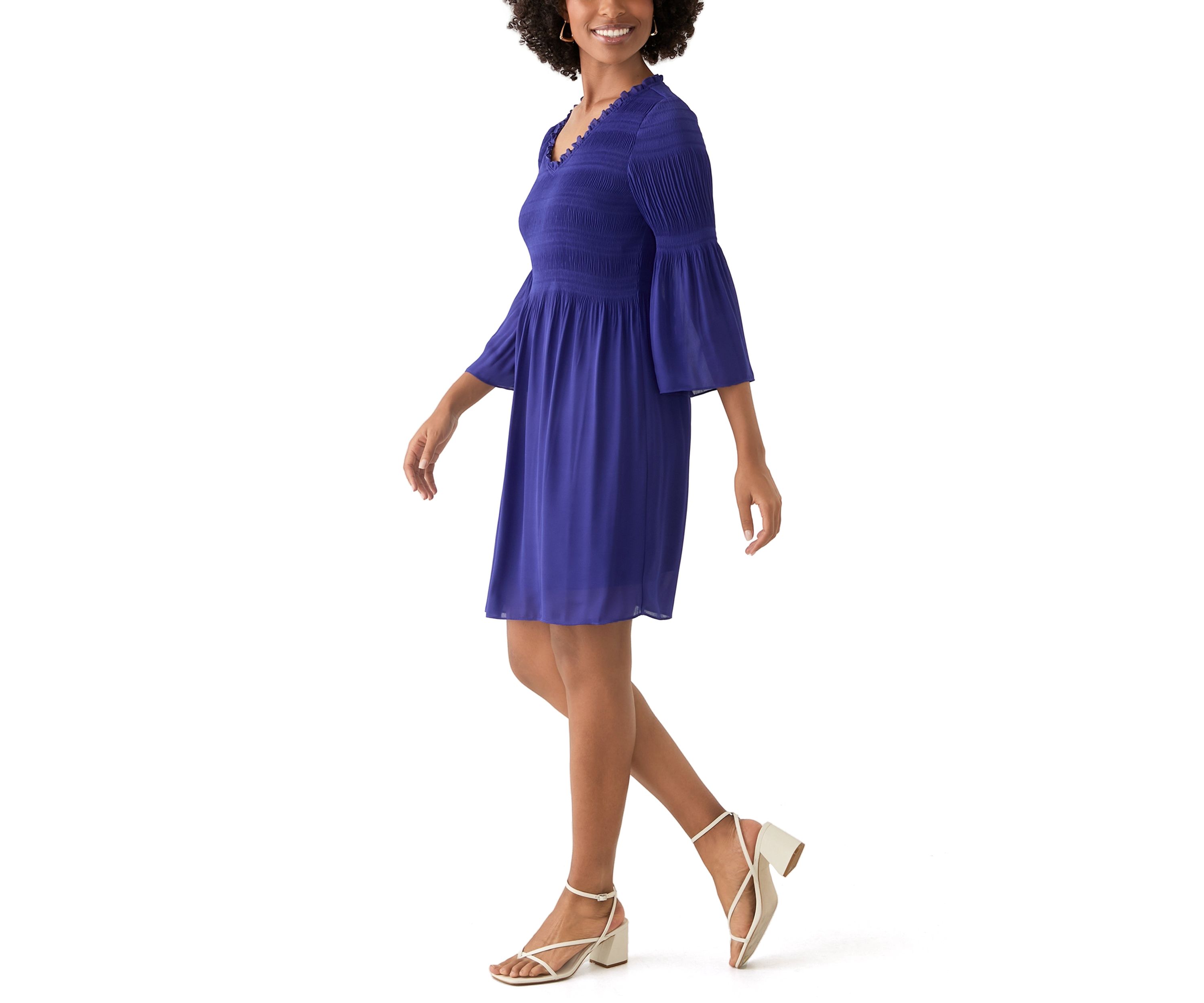 Womens 3/4 Sleeve V-Neck Solid A-Line Pleater Dress