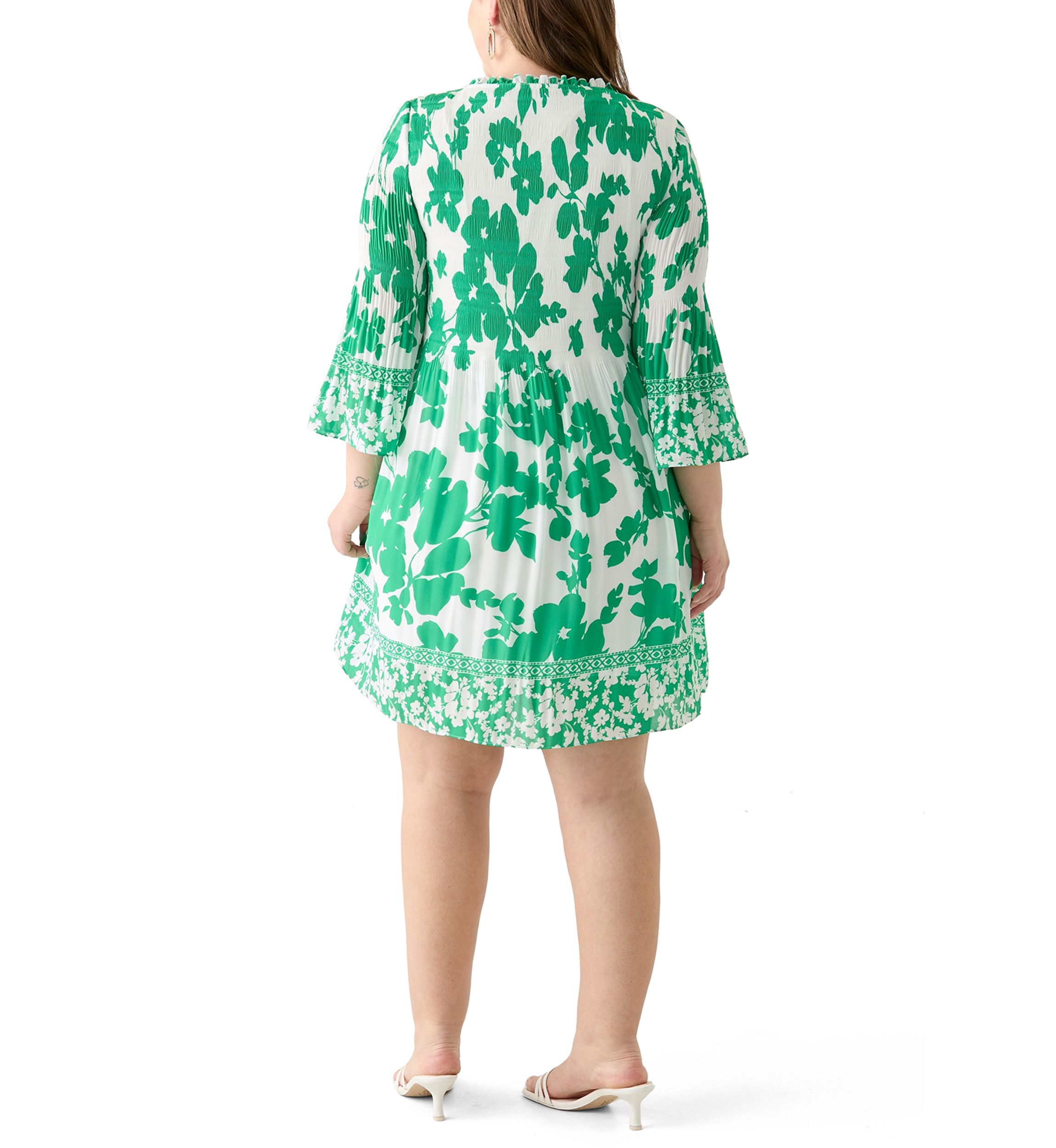 Plus Size Long Sleeve V-Neck Floral Print Pleater Dress