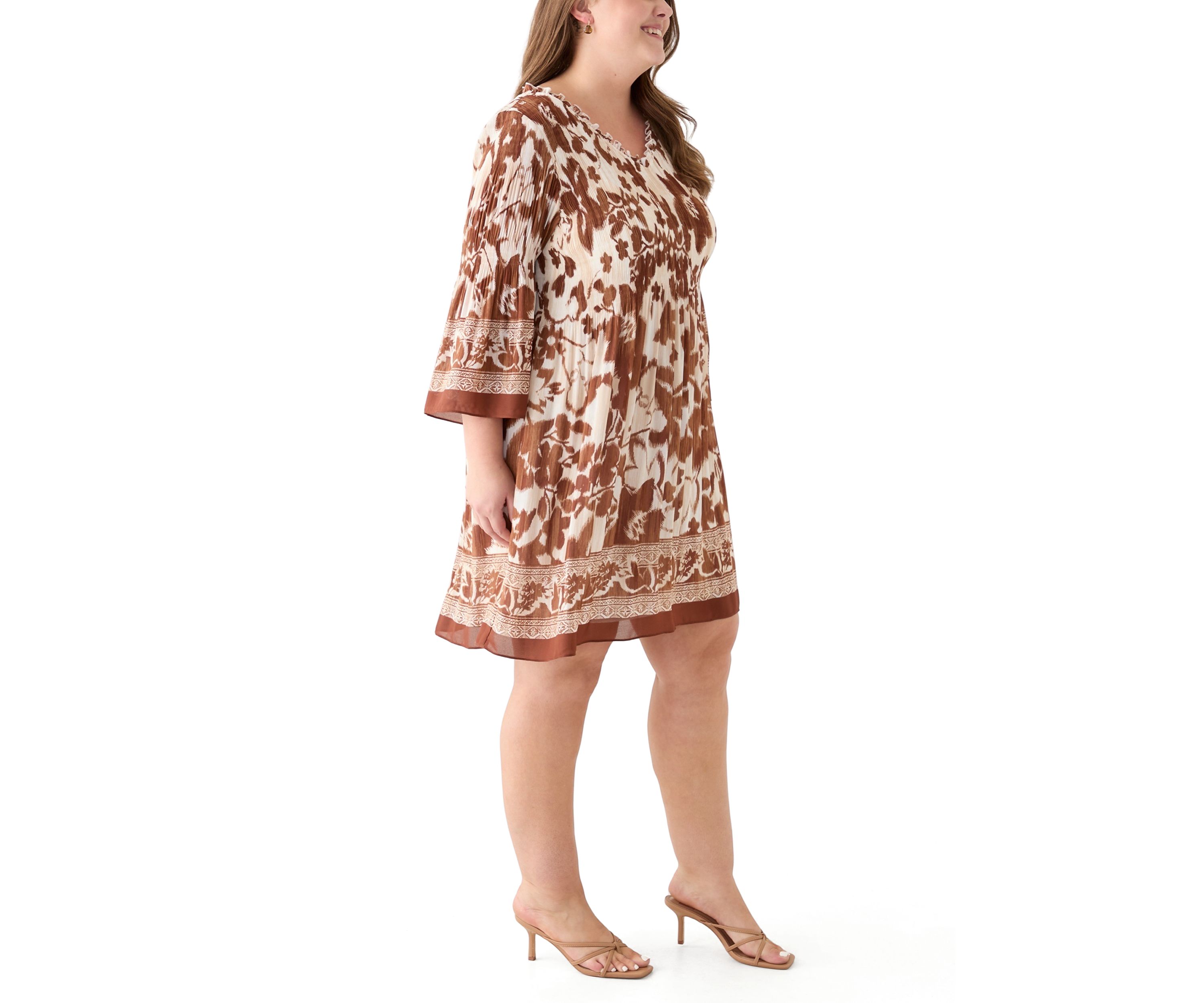 Plus Size Long Sleeve V-Neck Floral Print Pleater Dress