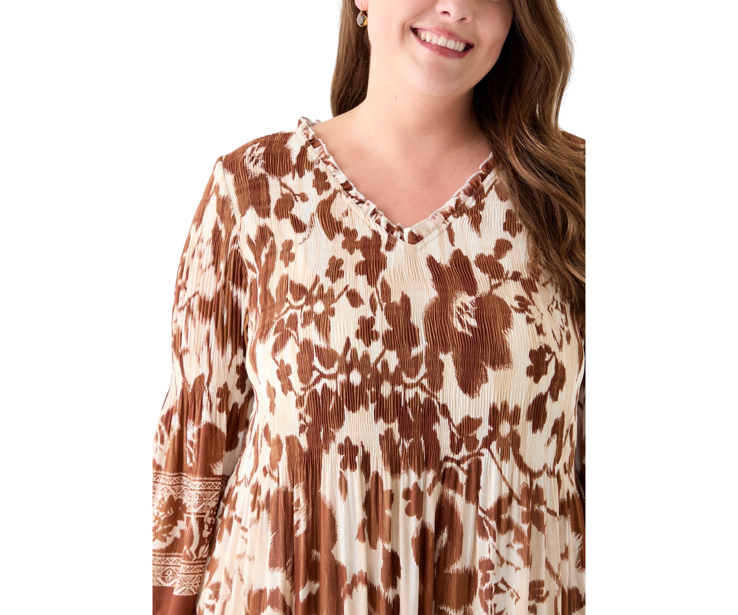 Plus Size Long Sleeve V-Neck Floral Print Pleater Dress