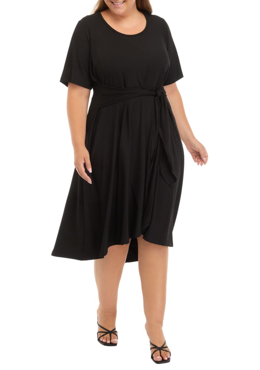 Plus Size Short Puff Sleeve Dress 