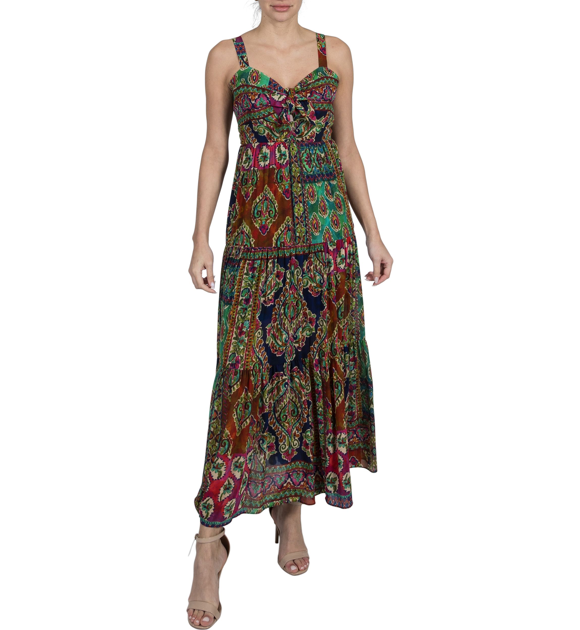 Womens Sleeveless V-Neck Printed A-Line Maxi Dress