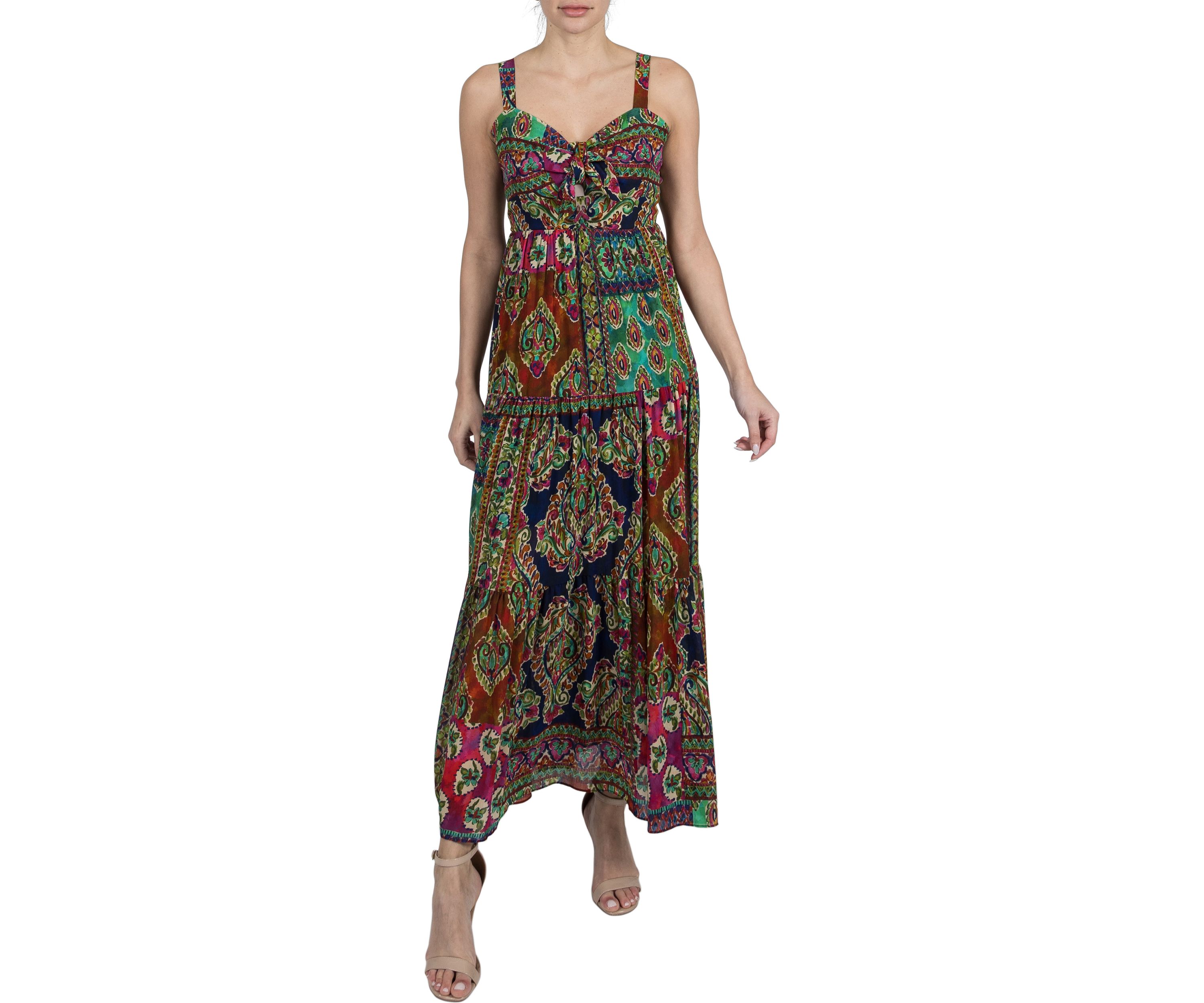 Womens Sleeveless V-Neck Printed A-Line Maxi Dress