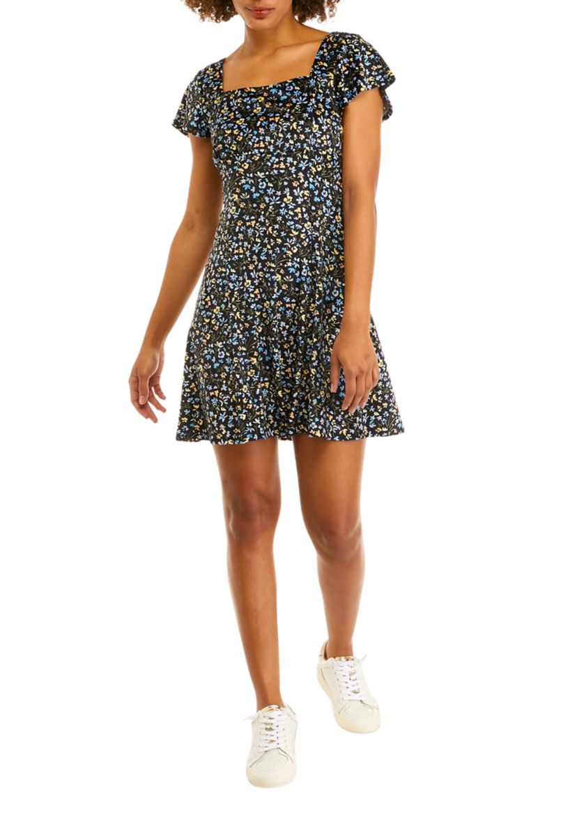 Juniors Short Sleeve Velvet A-Line Dress